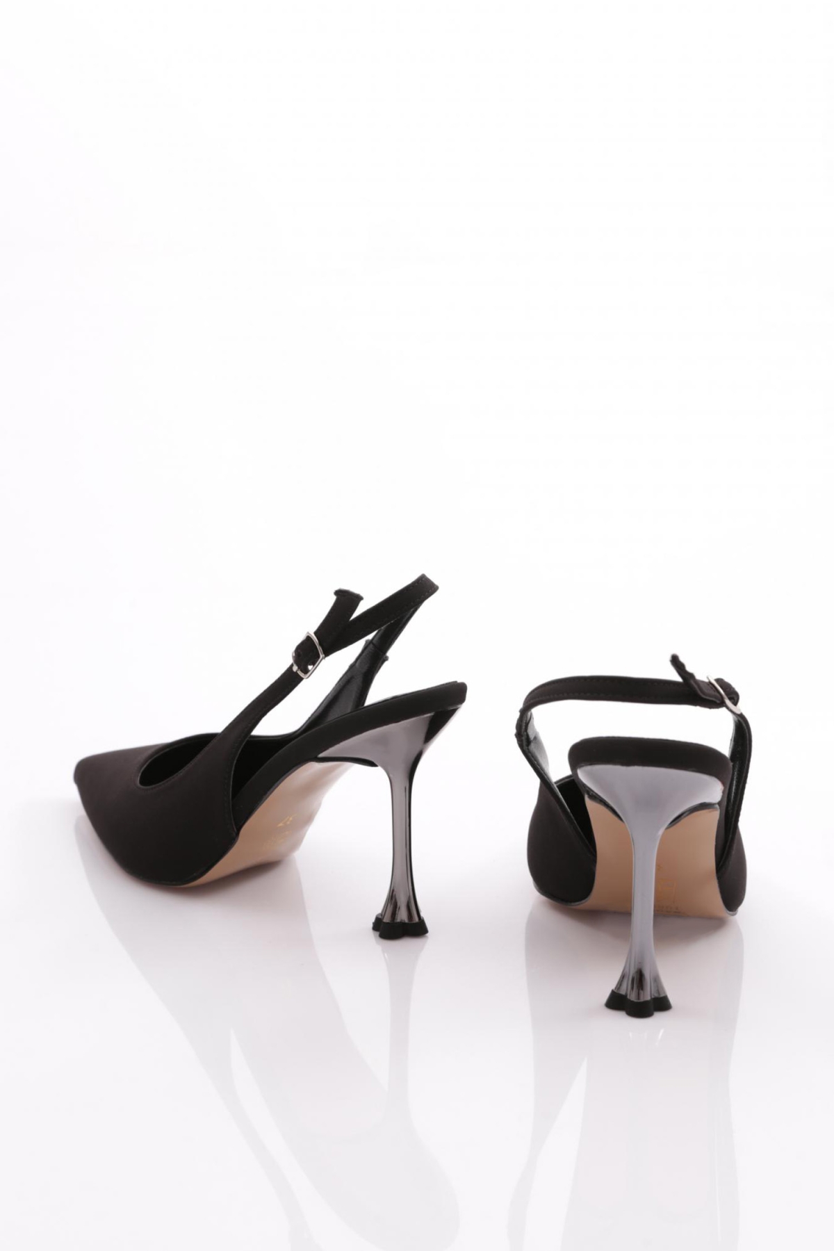 6737 Kadin Arkasi Açik Topuklu Abiye Ayakkabi - Görsel 4