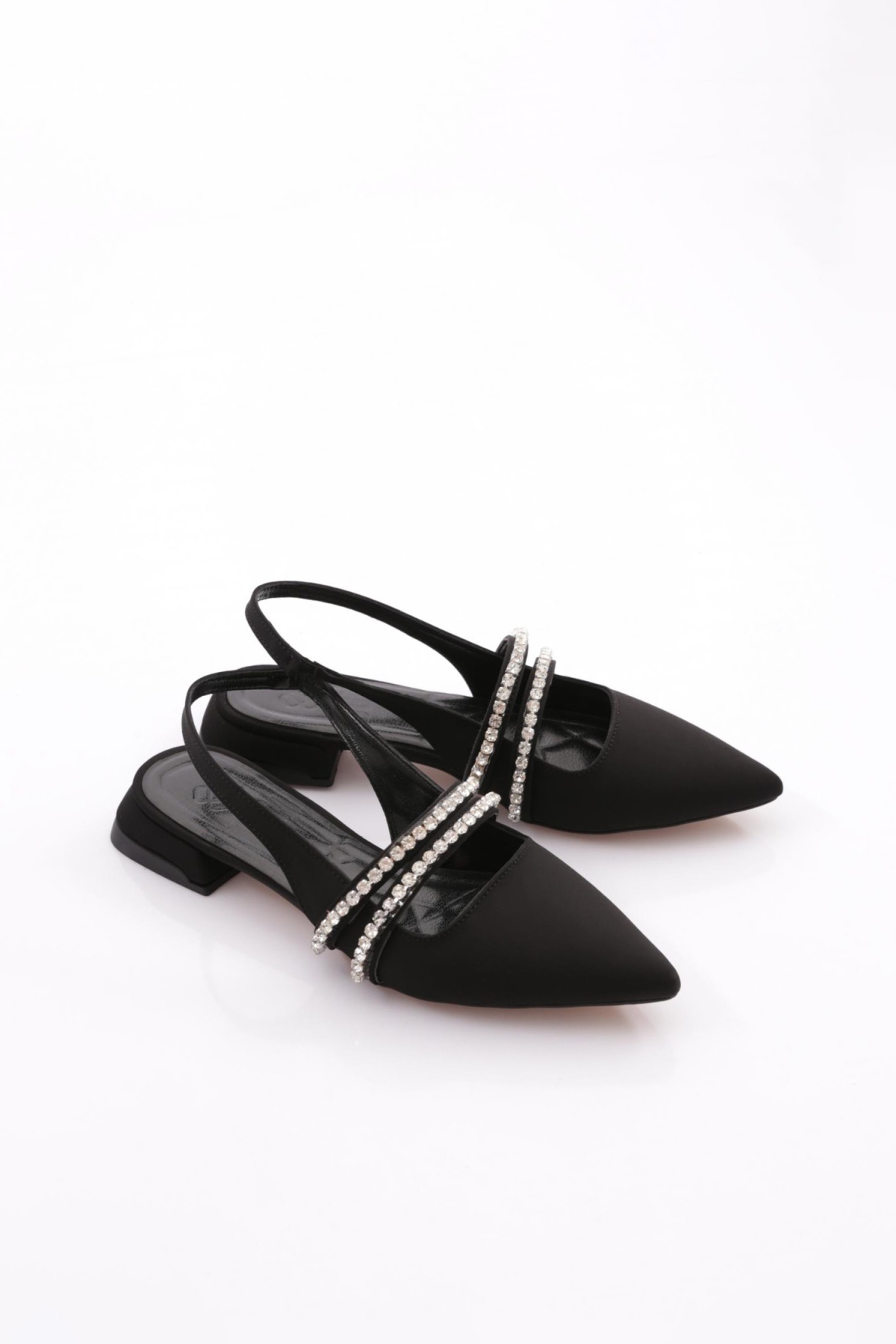 014 Kadin Üstü Taş İşlemeli Sandalet - Görsel 3