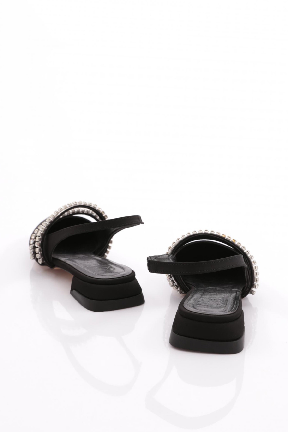 014 Kadin Üstü Taş İşlemeli Sandalet - Görsel 4