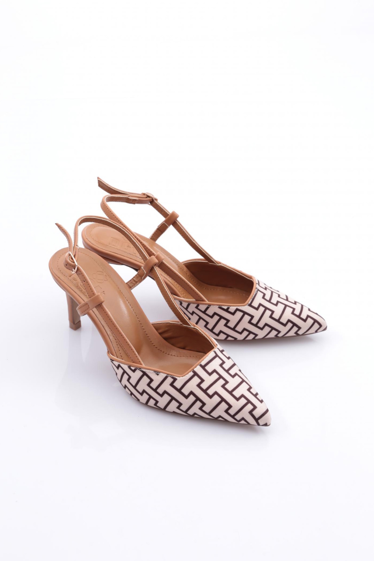 6305-3 Kadin Arkadan Bağlamali Topuklu Ayakkabi - Görsel 3