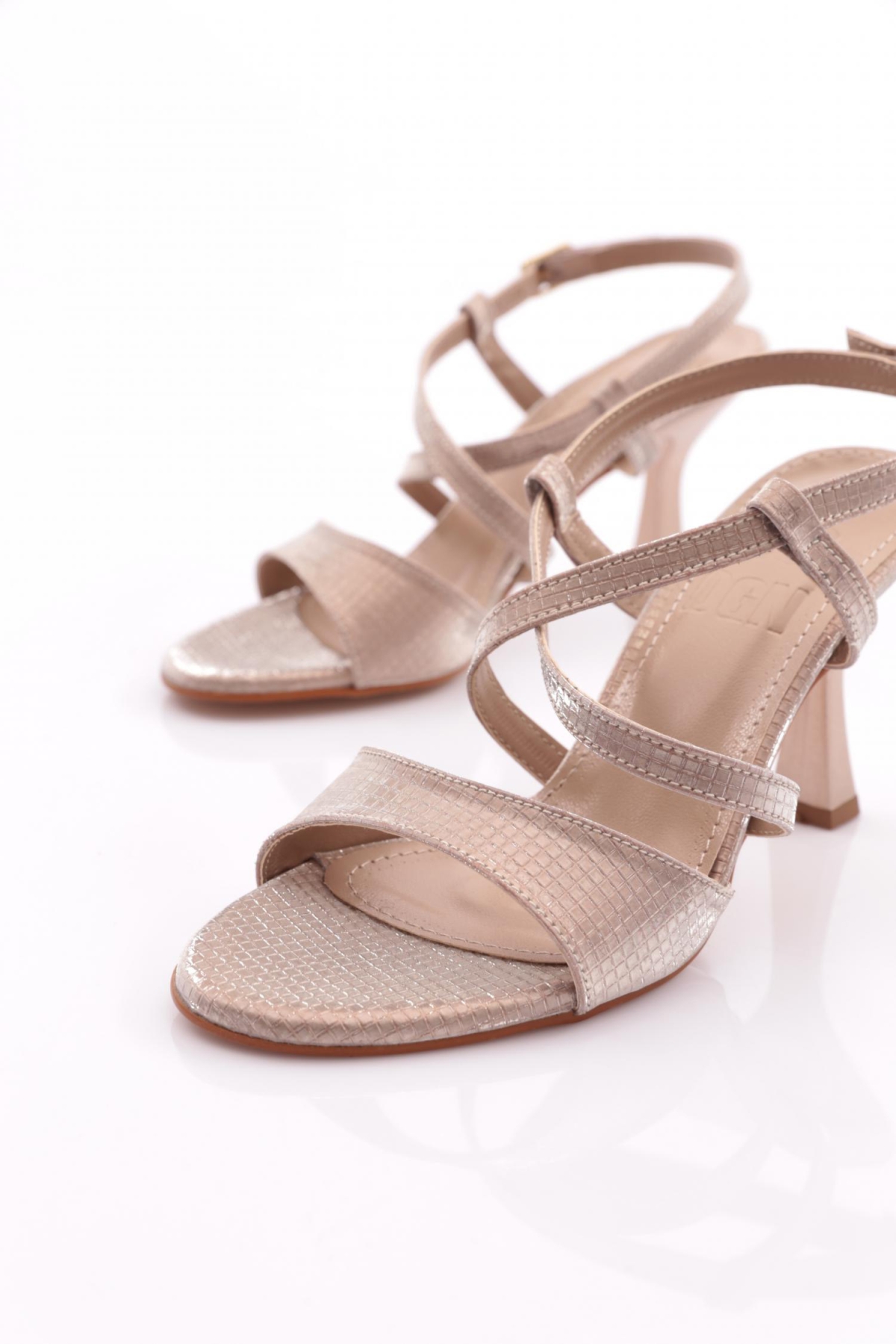 916 Kadin Arkadan Bağlamali Topuklu Ayakkabi - Görsel 5