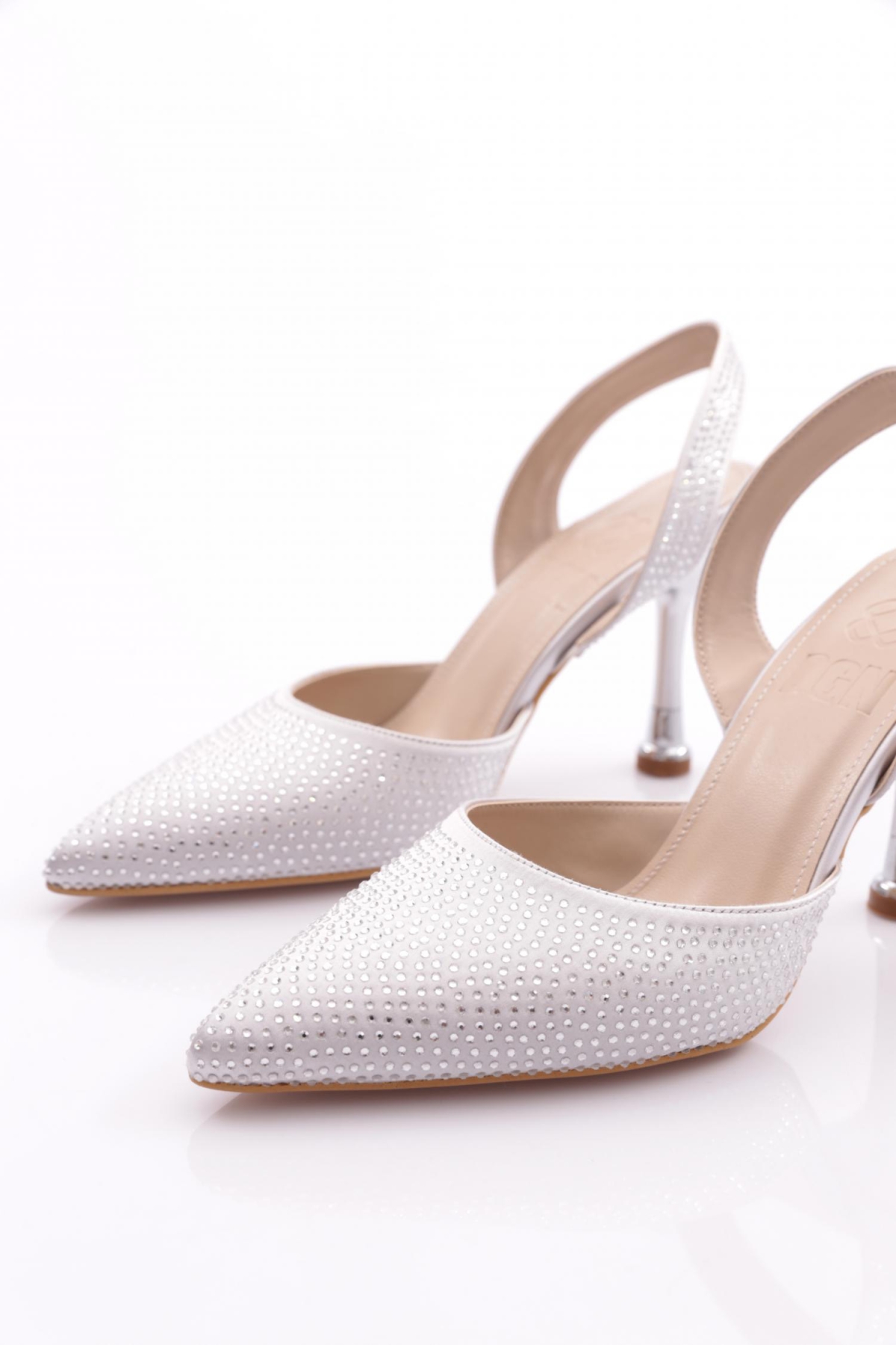 516 Kadin Arkadan Geçirmeli Topuklu Ayakkabi - Görsel 5