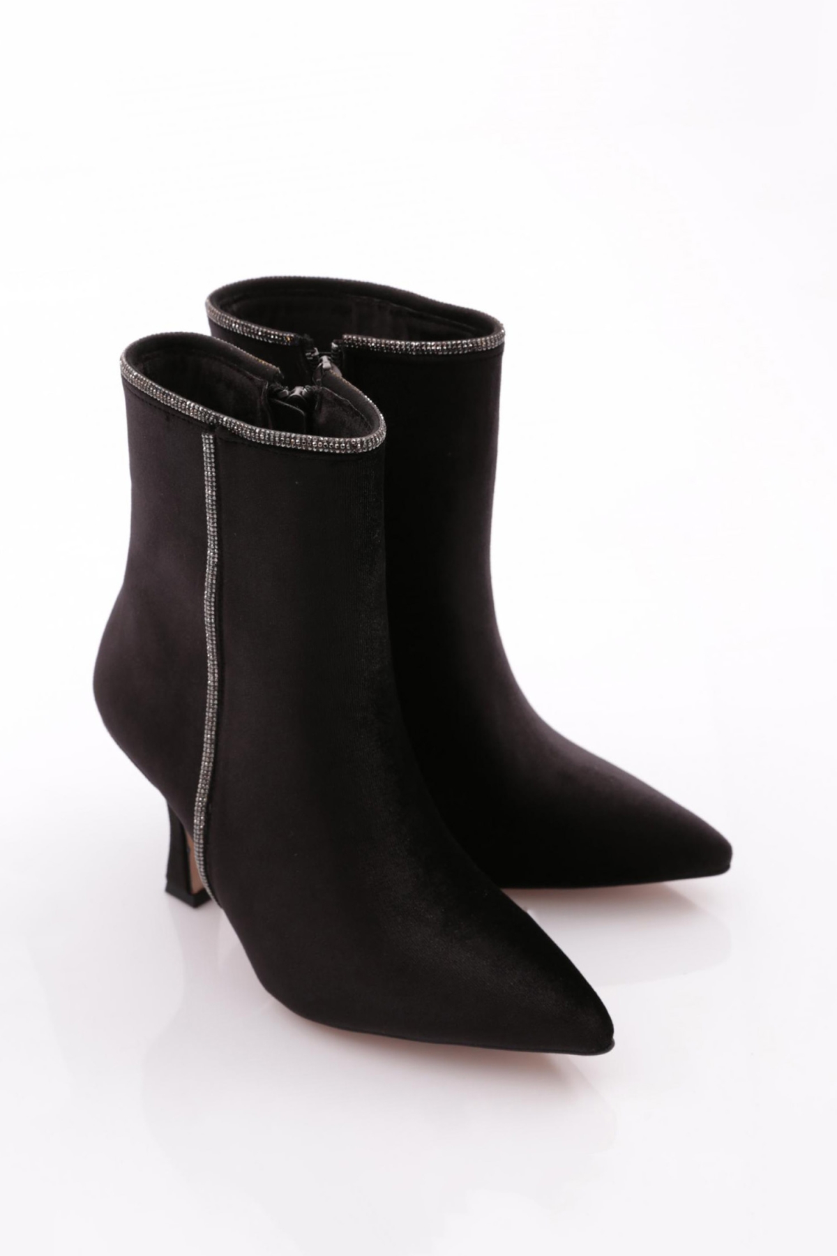 215 Kadin Topuklu Bot - Görsel 3