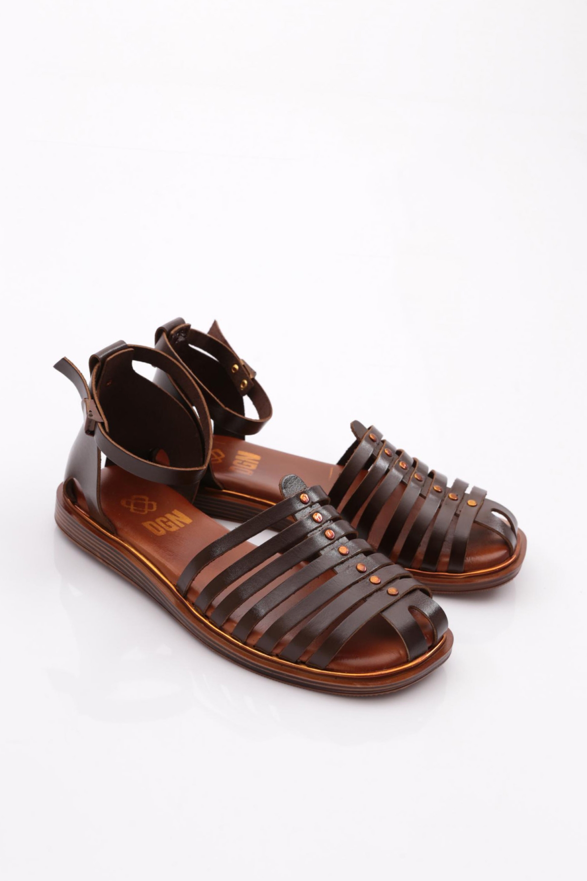 301 Kadin Bilekten Kemer Bağlamali Arkasi Kapali Sandalet - Görsel 3