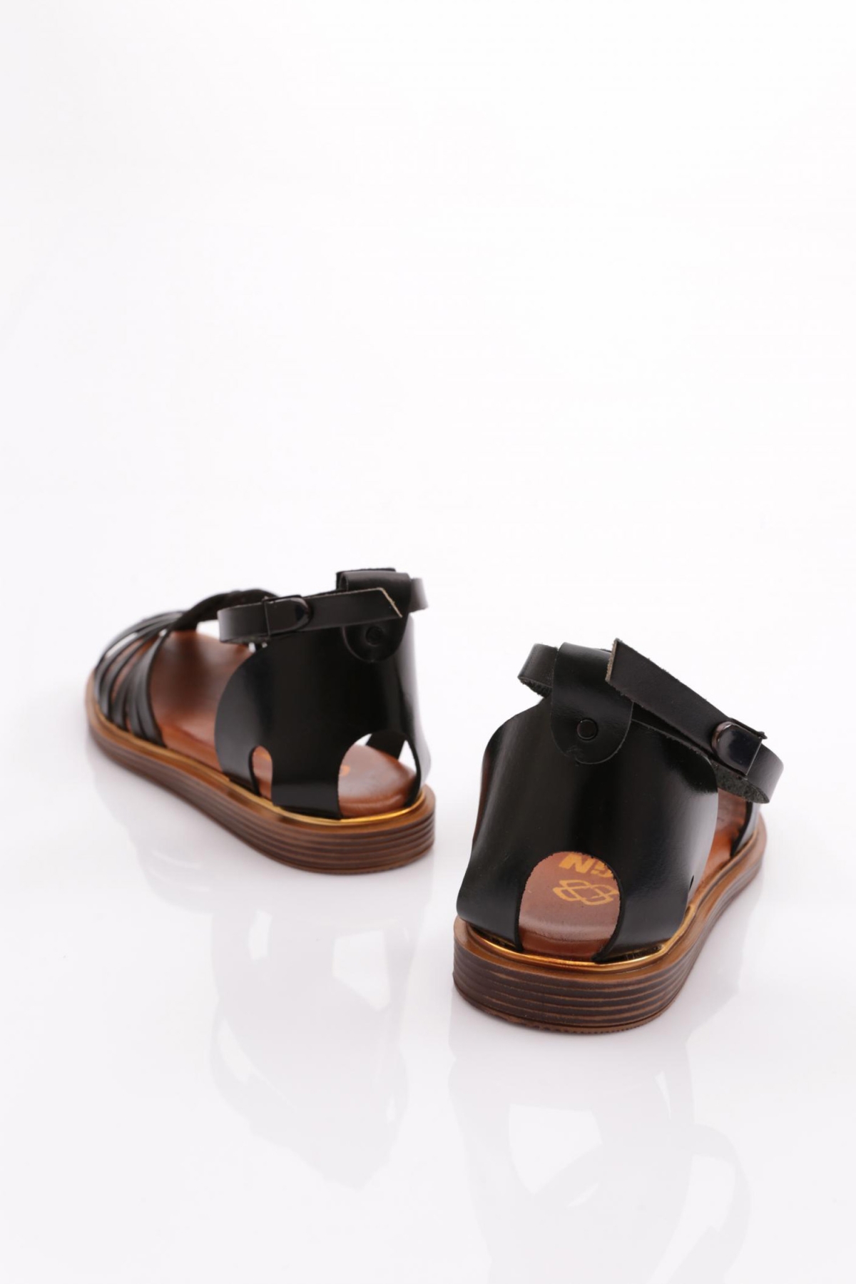 301 Kadin Bilekten Kemer Bağlamali Arkasi Kapali Sandalet - Görsel 4