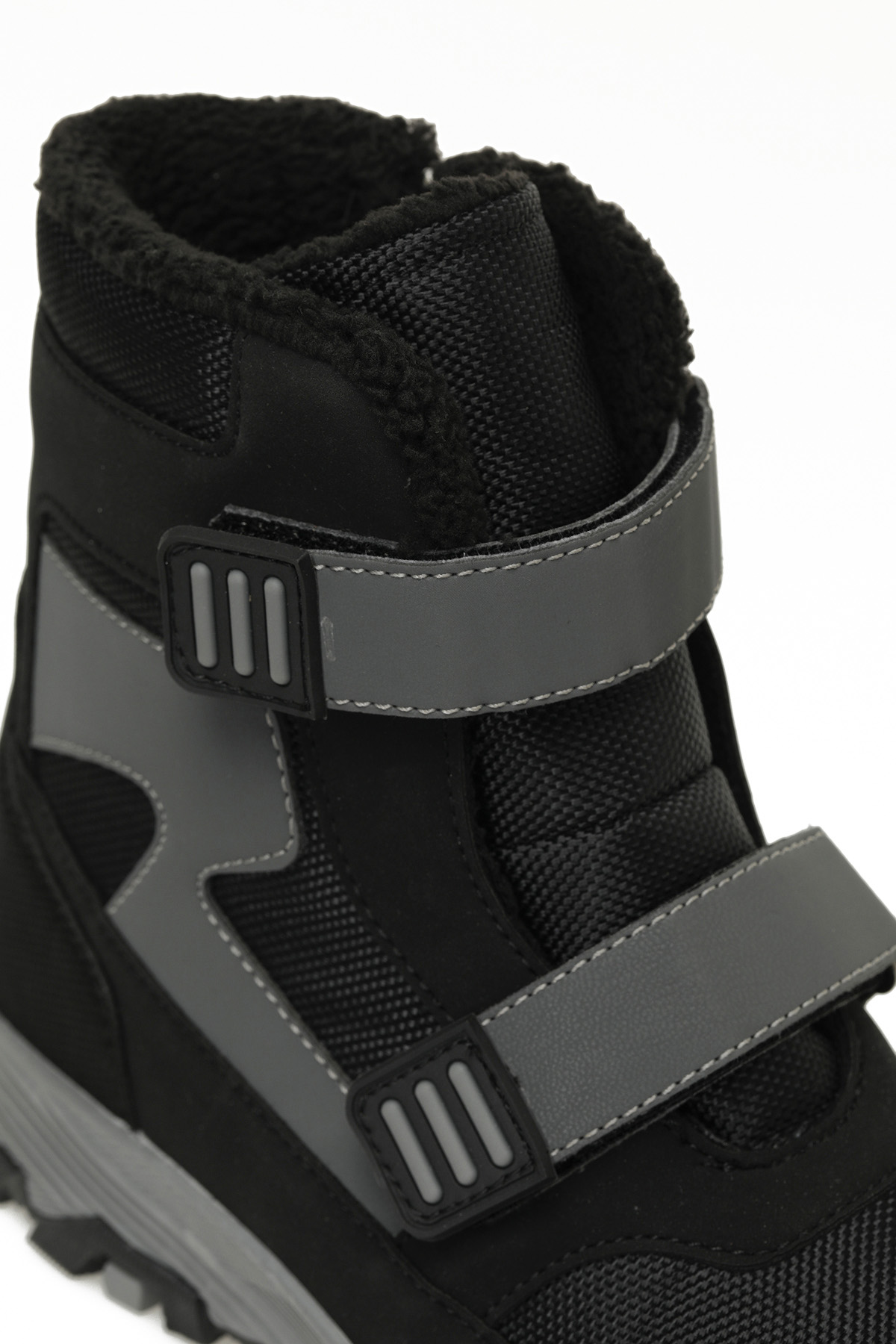 Polaris Polaris OYTO.G4PR Siyah Erkek Çocuk Outdoor Bot Flo'da! Siyah - 8. görsel