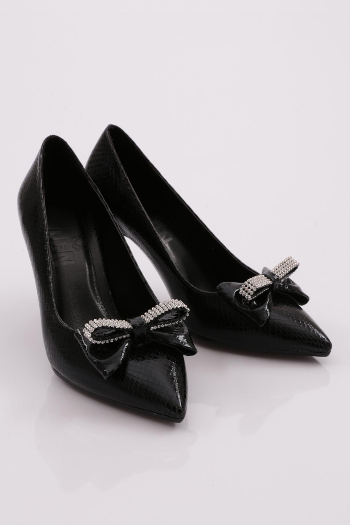 36095 Kadin Topuklu Ayakkabi - Görsel 3