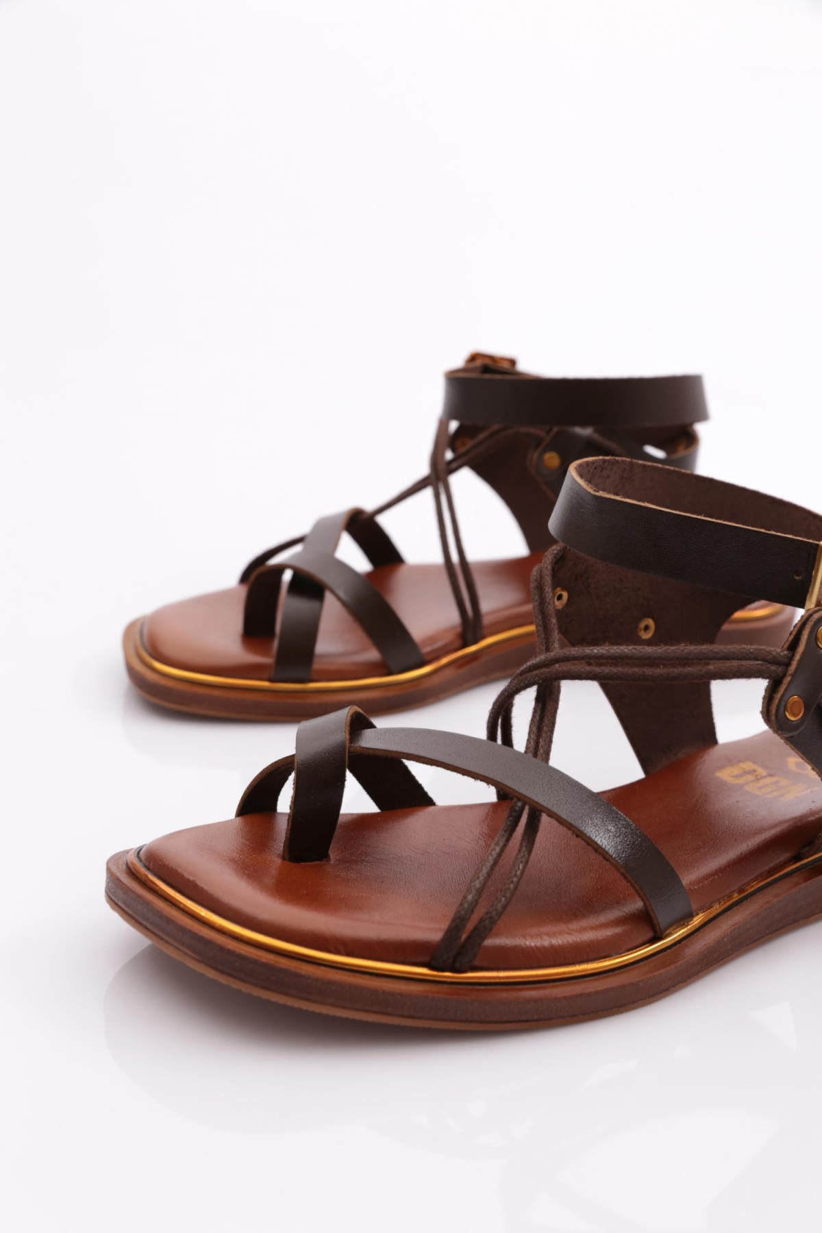 310 Kadin Parmak Arasi Yani Boncuklu Sandalet - Görsel 5