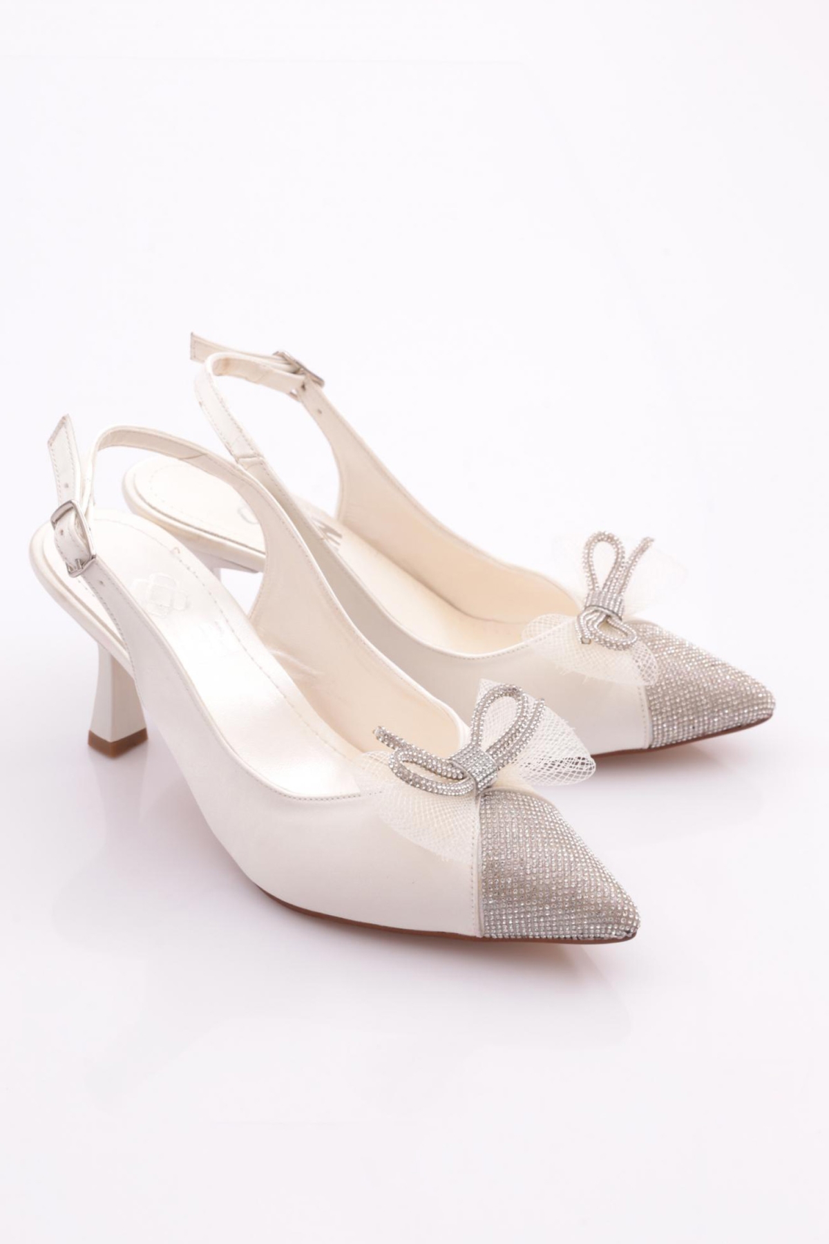 K929 Kadin Sivri Burun Kurdela Detayli Topuklu Ayakkabi - Görsel 3
