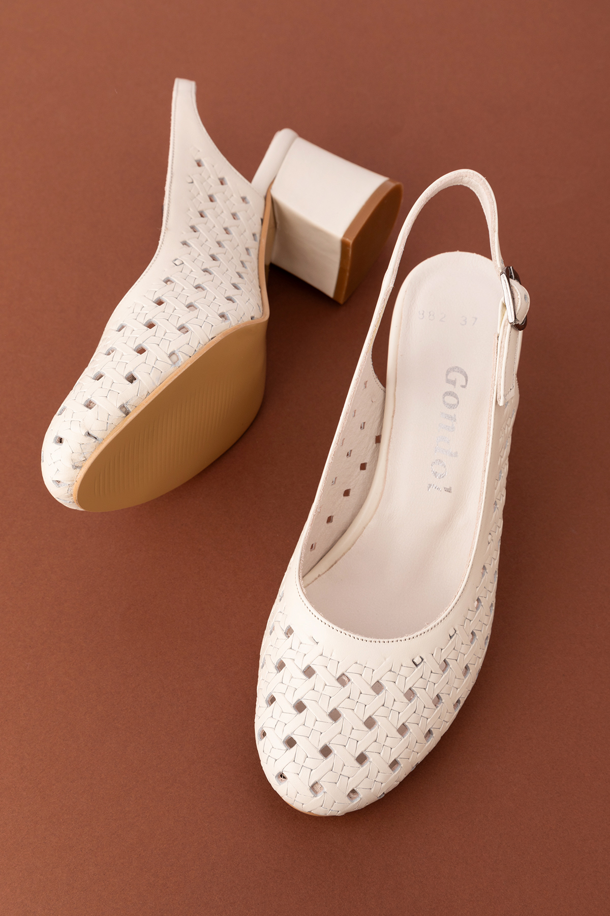 Gondol Hakiki Deri Lazer Kesim Şık Topuklu Ayakkabı şhn.882 - Görsel 6