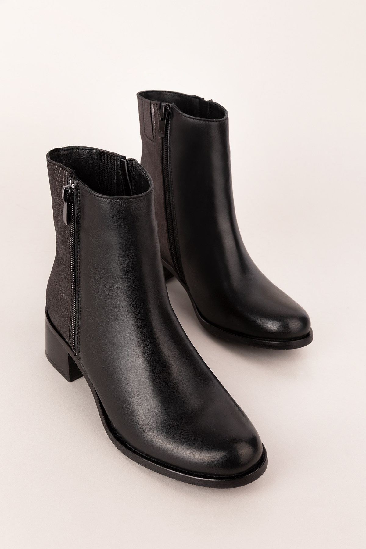 Gondol Kadın Hakiki Deri Kısa Topuklu Şık Bot ell.6880 - Görsel 8