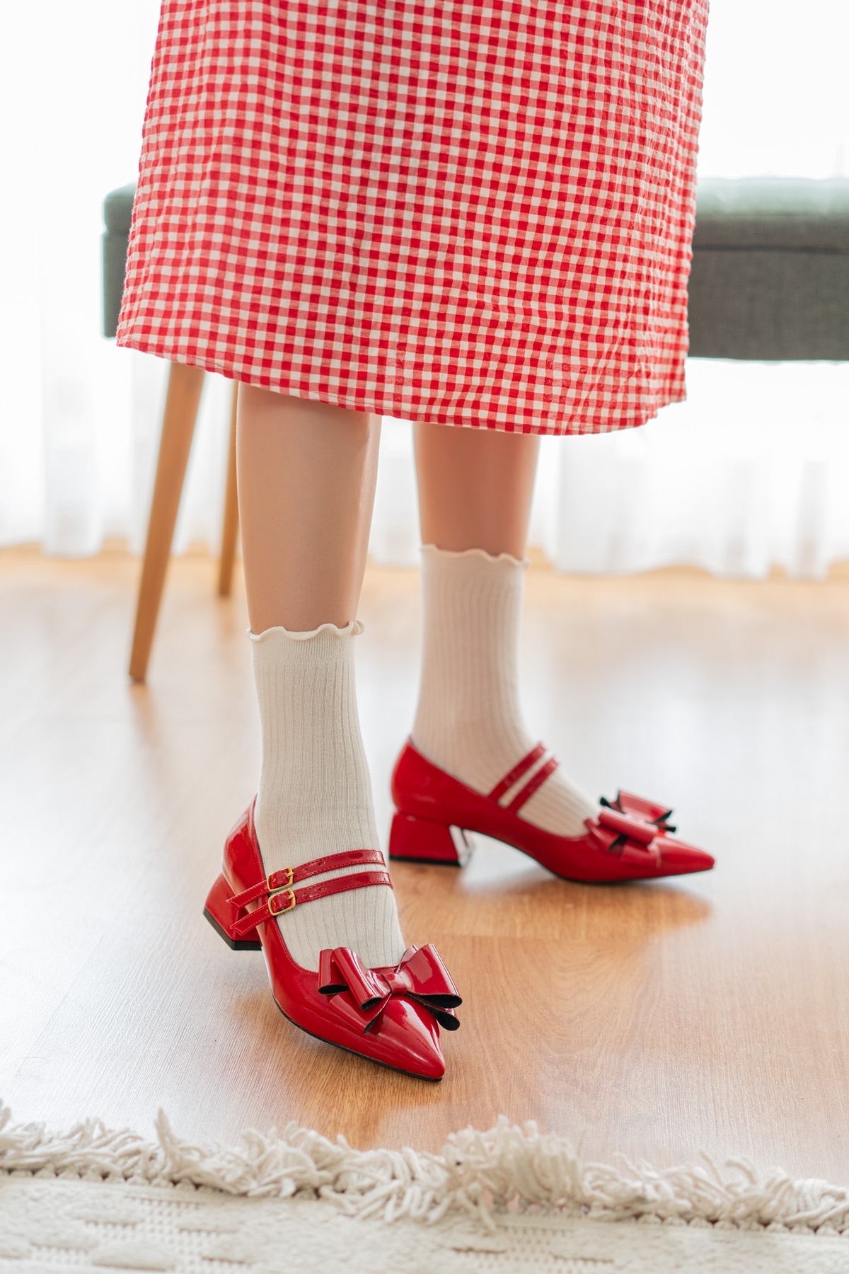 Plump Kırmızı Rugan Fiyonklu (4 cm) Sivri Burun Topuklu Ayakkabı - Görsel 6