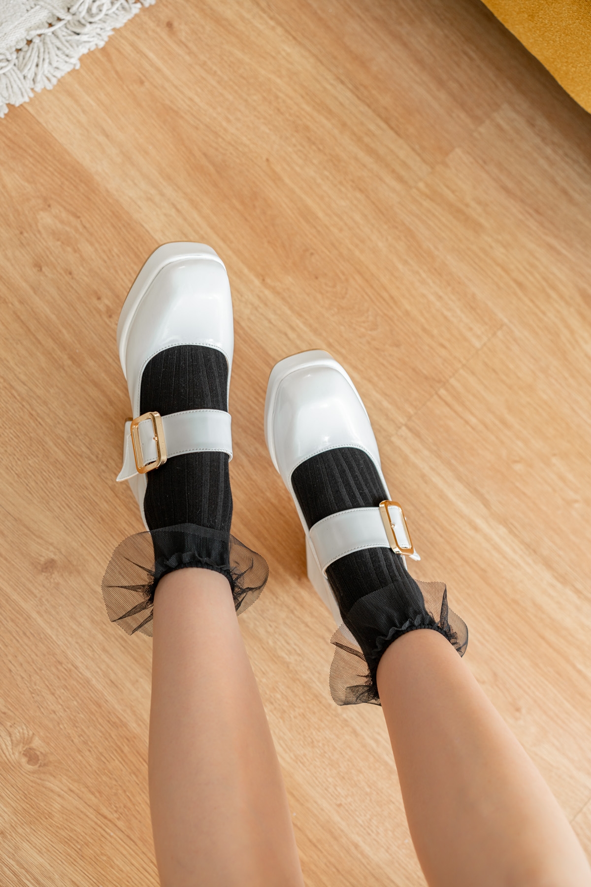 Tasia Beyaz Rugan ( 9 cm Topuklu) Çift Tokalı Platformlu Topuklu Ayakkabı - Görsel 4