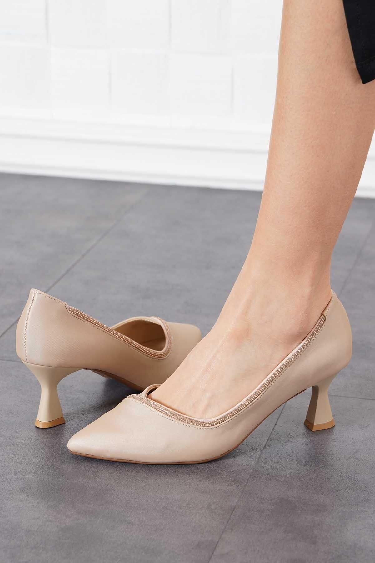 Şerit Taşlı Kadın 7 cm Stiletto Saten Kumaş Ayakkabı - Görsel 4