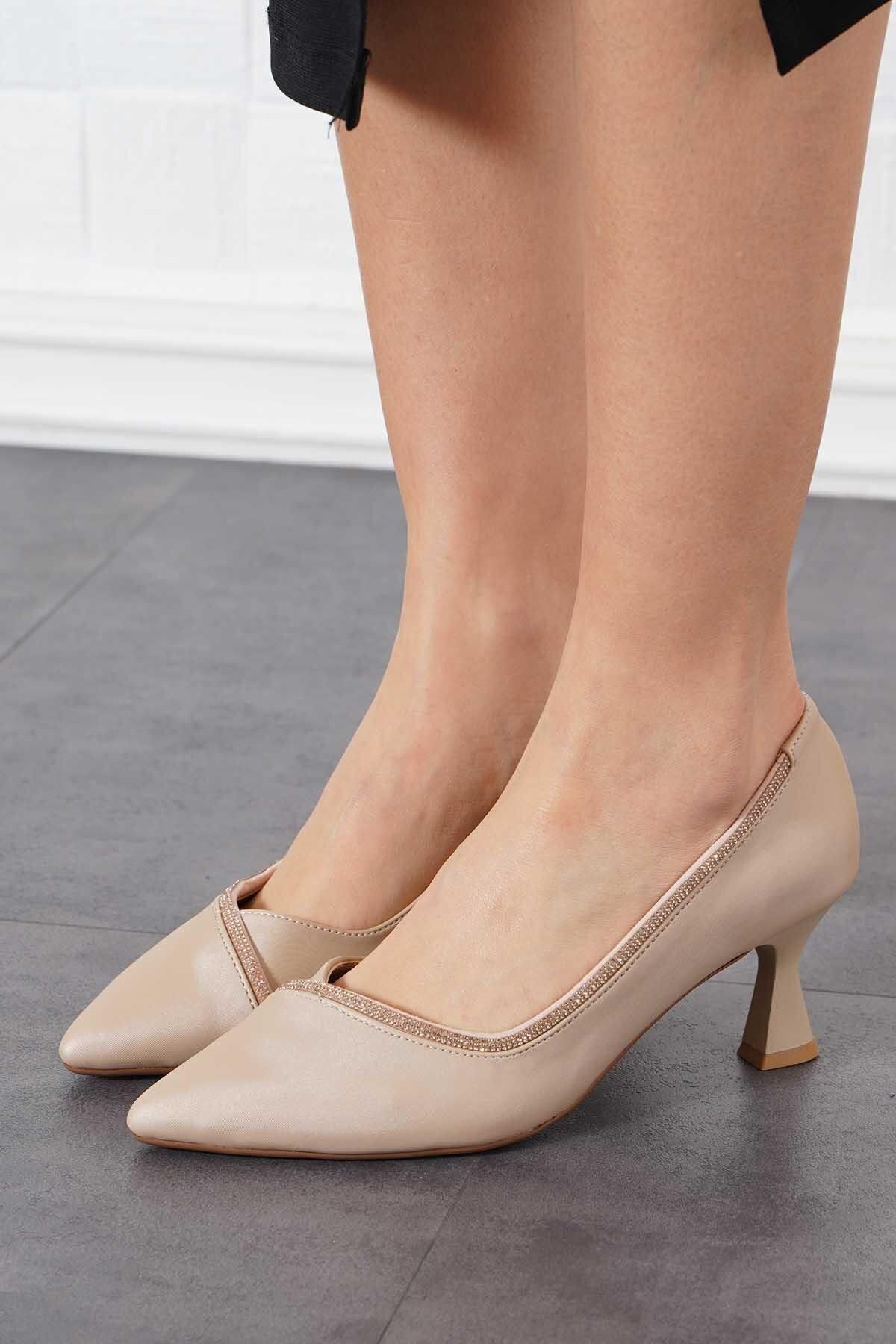 Şerit Taşlı Kadın 7 cm Stiletto Saten Kumaş Ayakkabı - Görsel 3