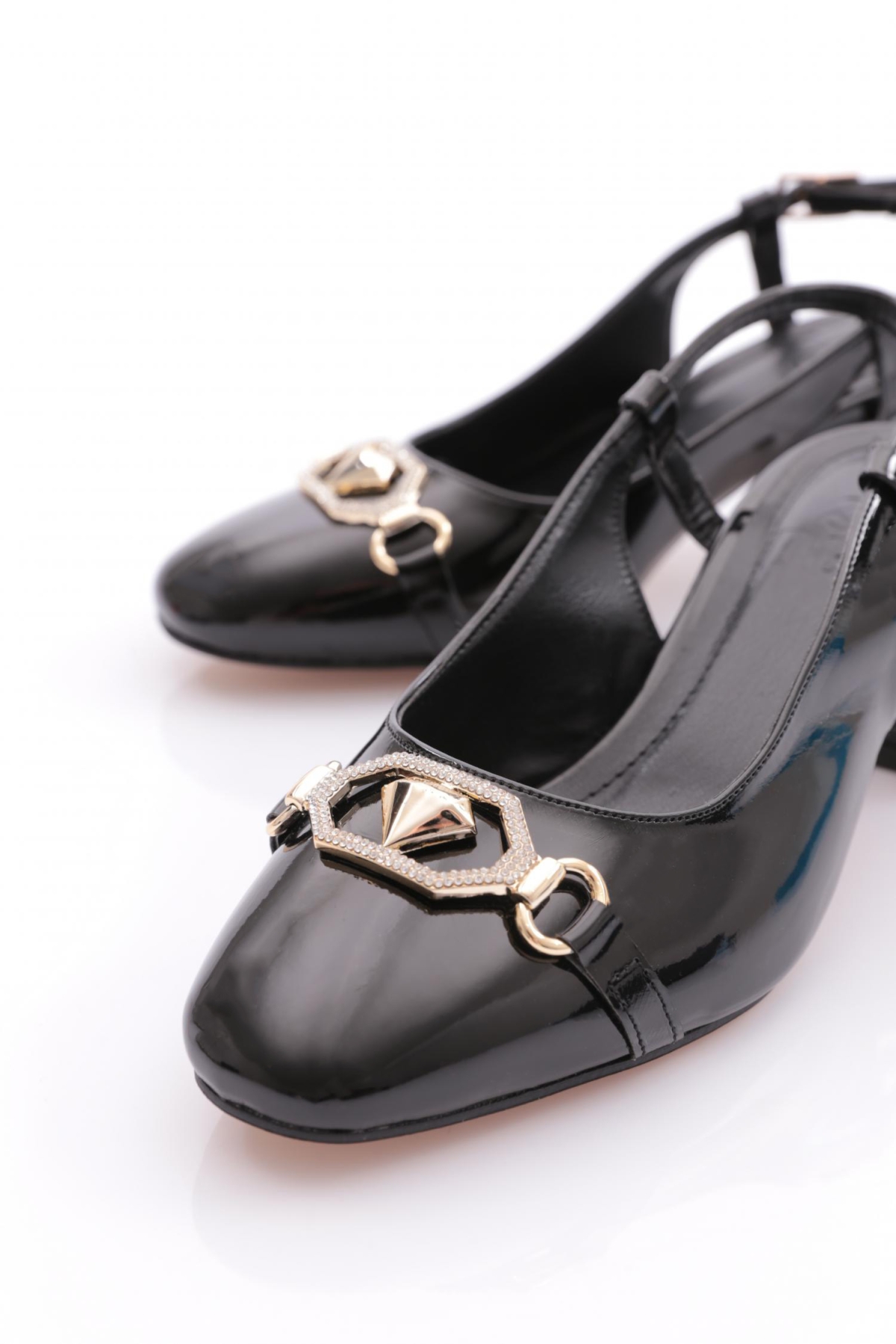 24141 Kadin Arkadan Bağlama Topuklu Ayakkabi - Görsel 5