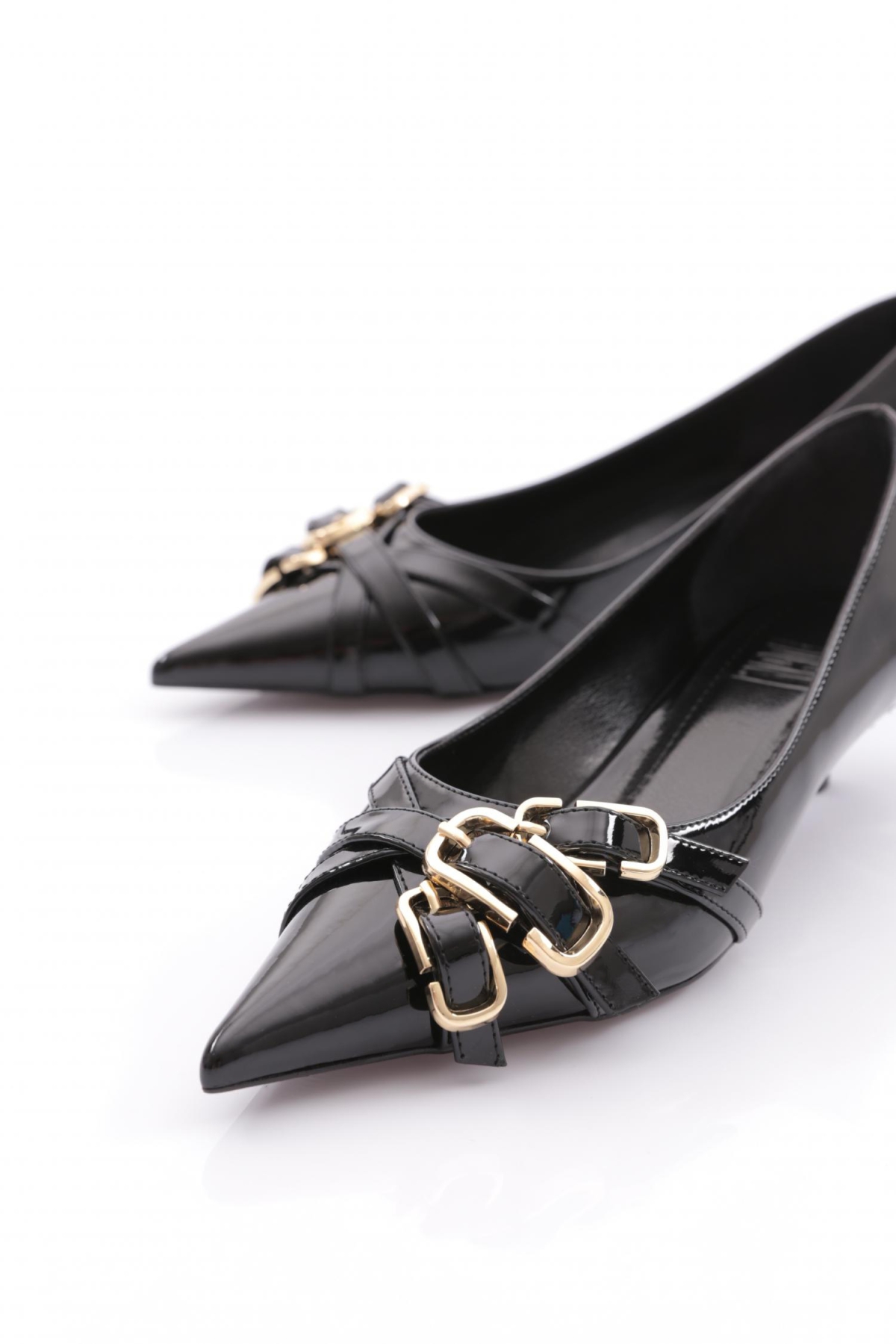 3052-2125 Kadin Önde Kopça Detayli Topuklu Ayakkabi - Görsel 5