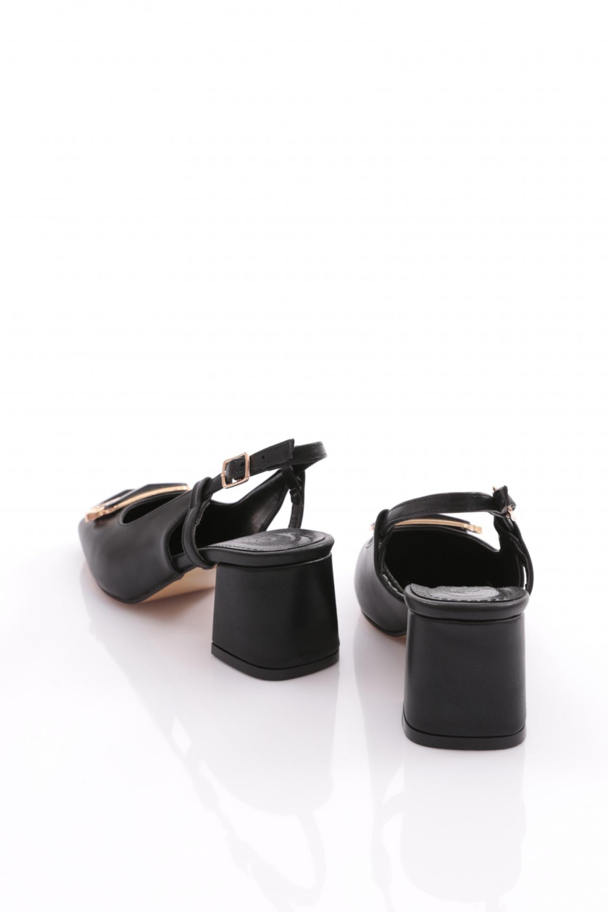 24116 Kadin Arkasi Açik Topuklu Ayakkabi - Görsel 4