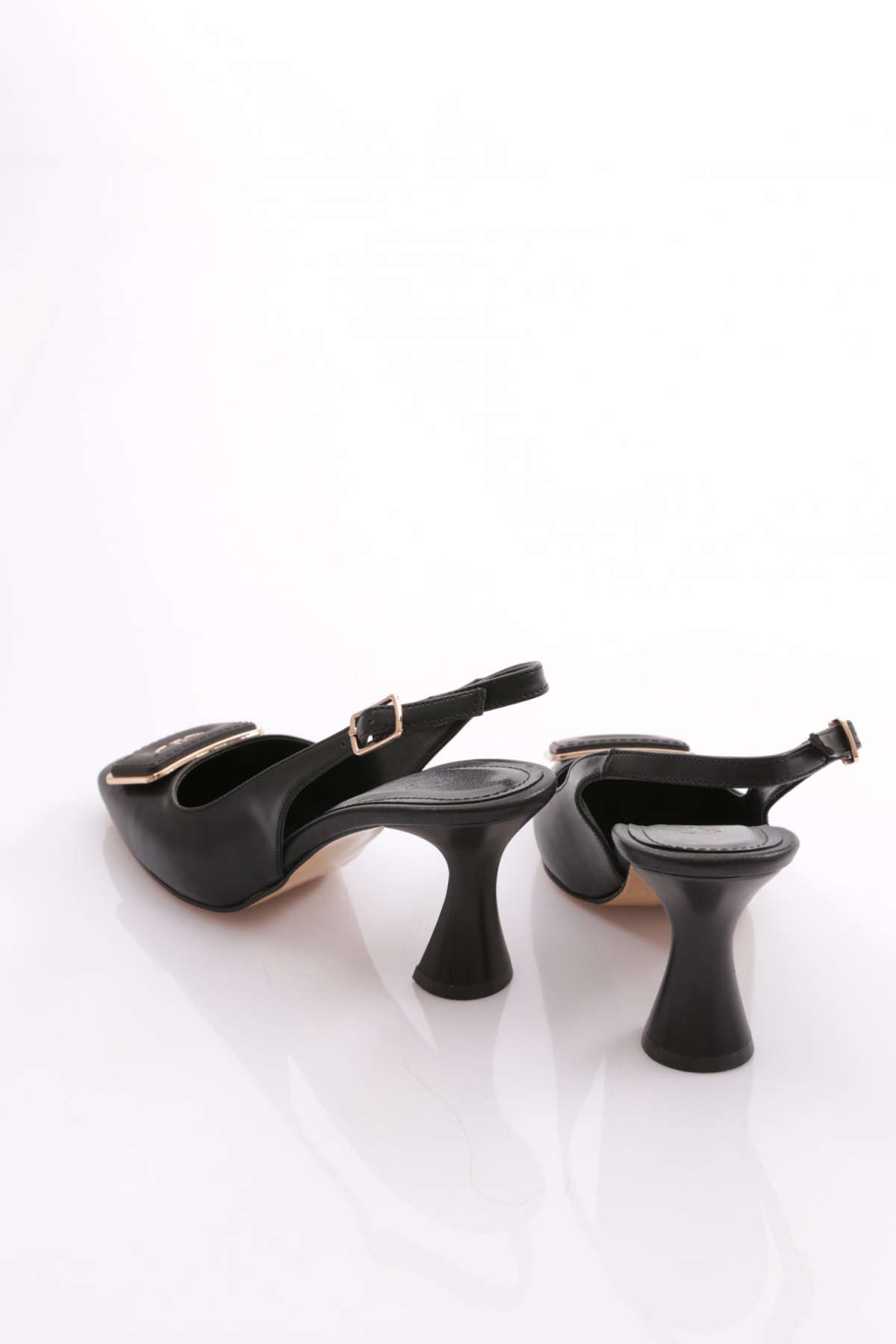 24233 Kadin Arkasi Açik Topuklu Ayakkabi - Görsel 4