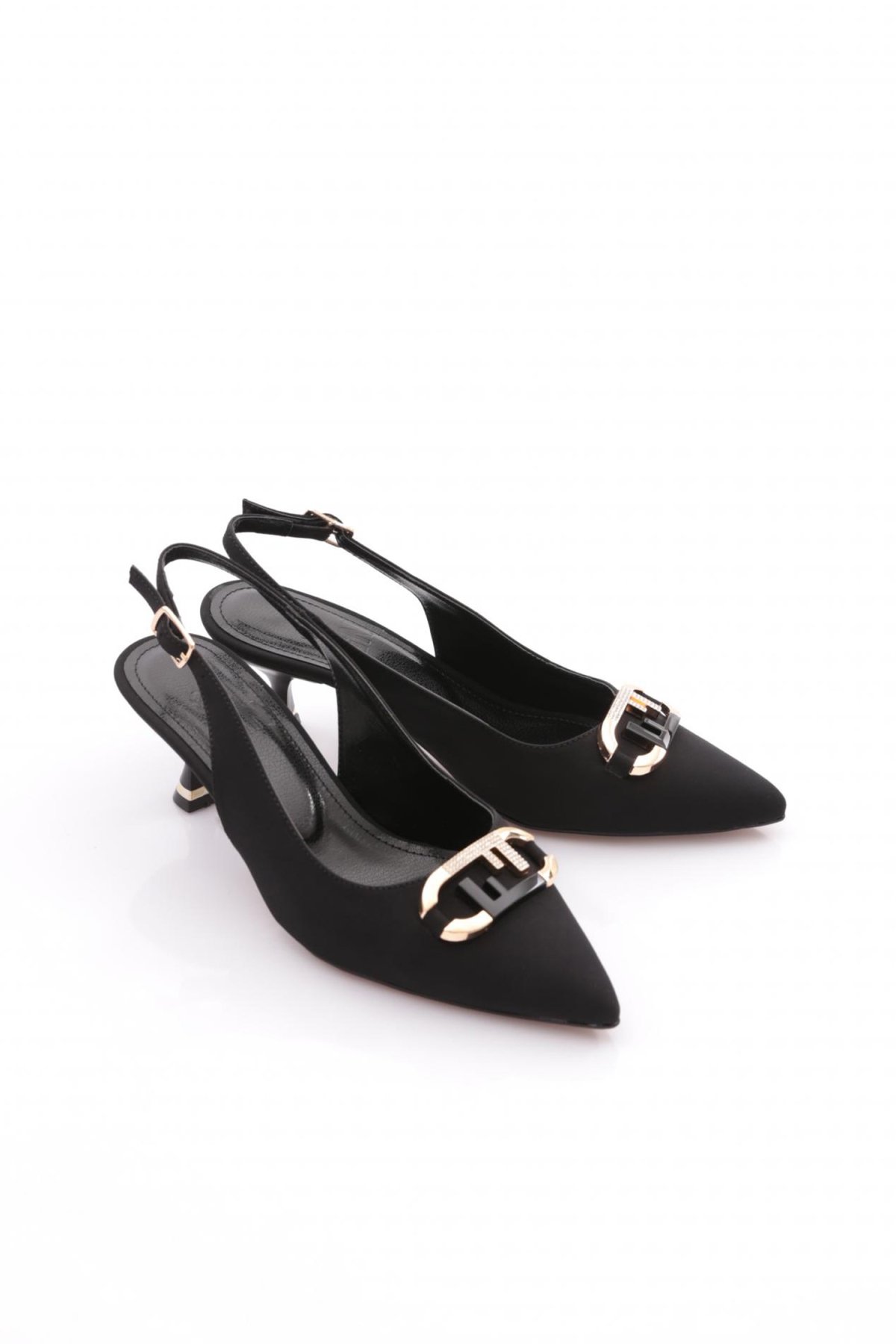 24215 Kadin Metal Tokali Topuklu Ayakkabi - Görsel 3