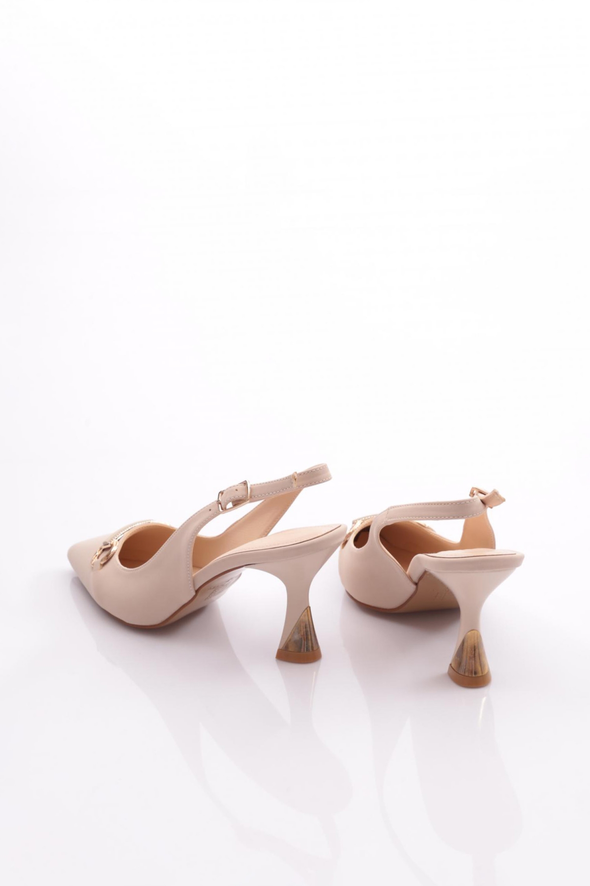 24201 Kadin Arkadan Bağlama Topuklu Ayakkabi - Görsel 4