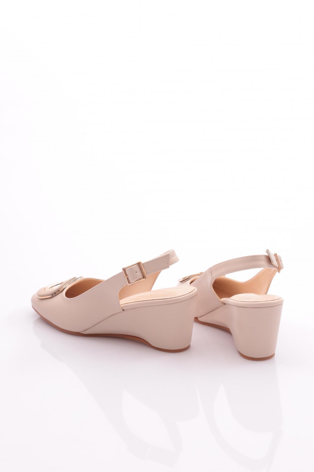 24338 Kadin Arkadan Bağlamali Dolgu Topuklu Ayakkabi - Görsel 4