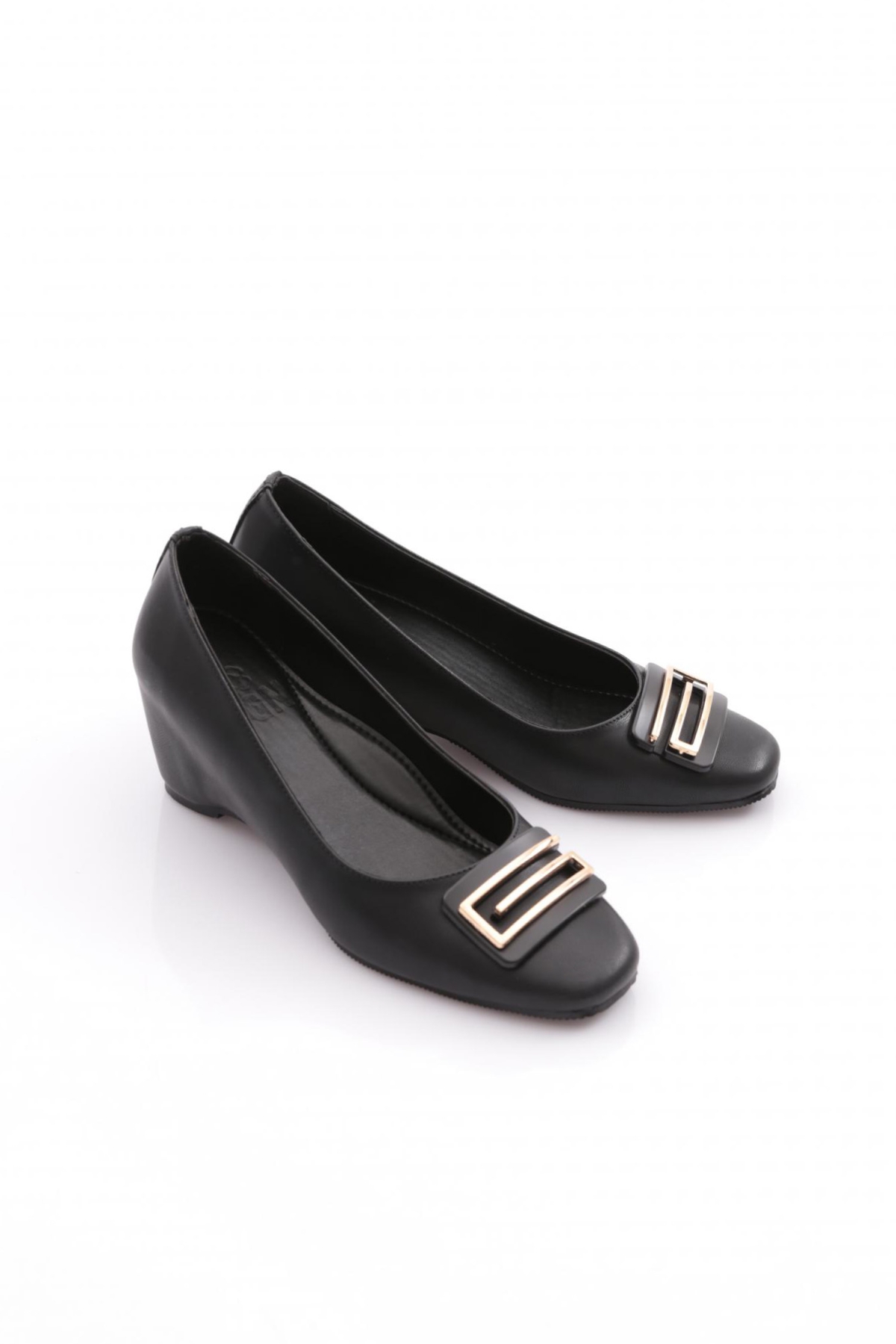 25301 Kadin Tokali Dolgu Taban Ayakkabi - Görsel 3