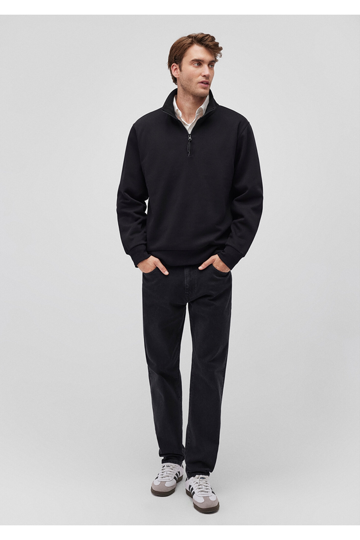 Yarı Fermuarlı Siyah Basic Sweatshirt