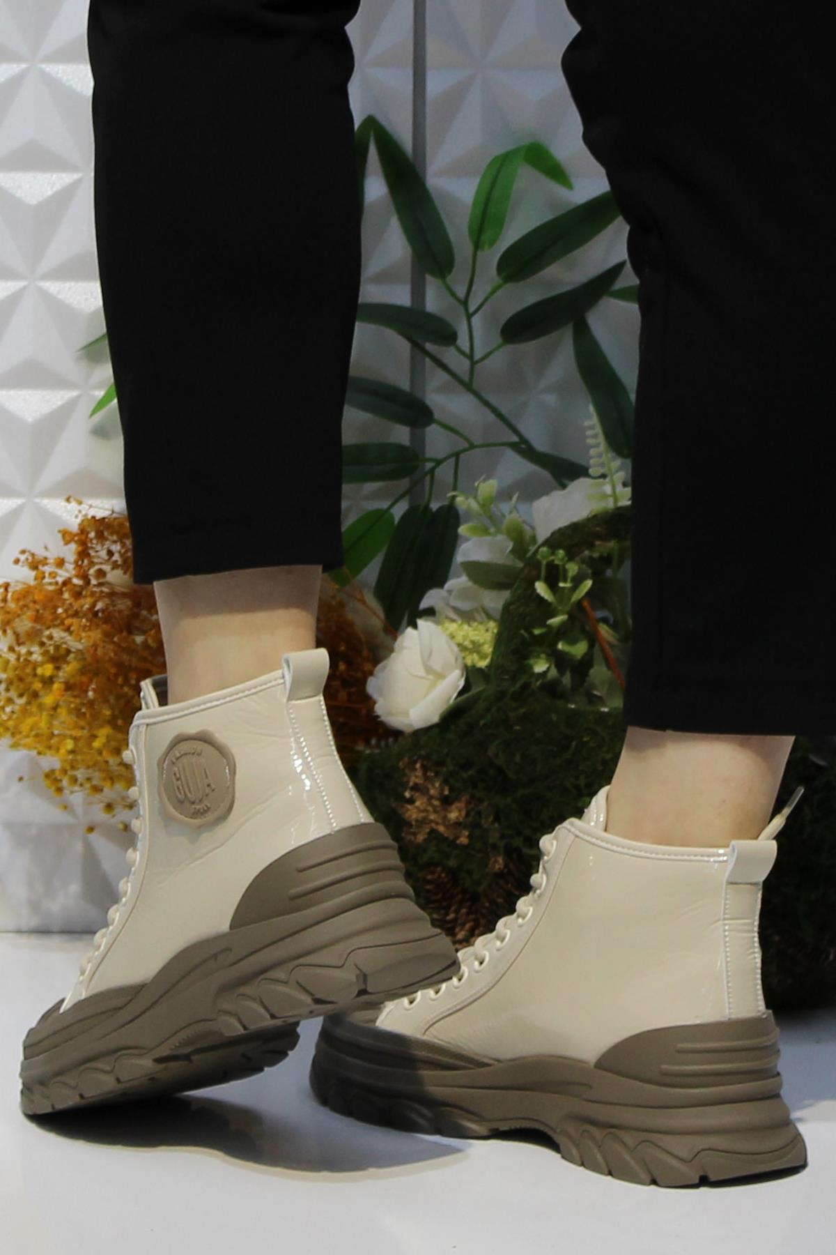 24K311-4 Bej Rugan Orijinal Ürün Yumuşak Esnek Kaymaz Taban Kadın Bot - Görsel 5