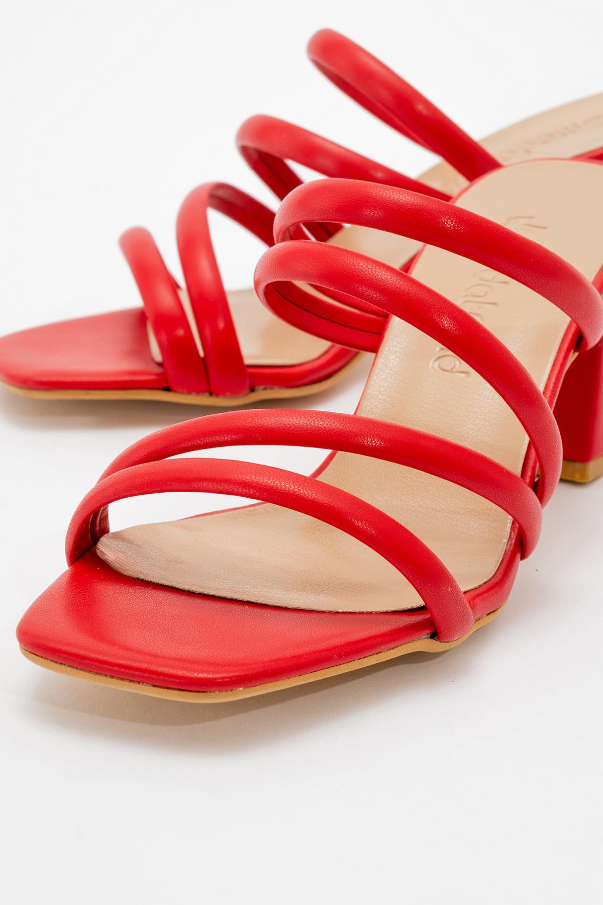 Kadın Küt Burunlu KIRMIZI CİLT - Görsel 4