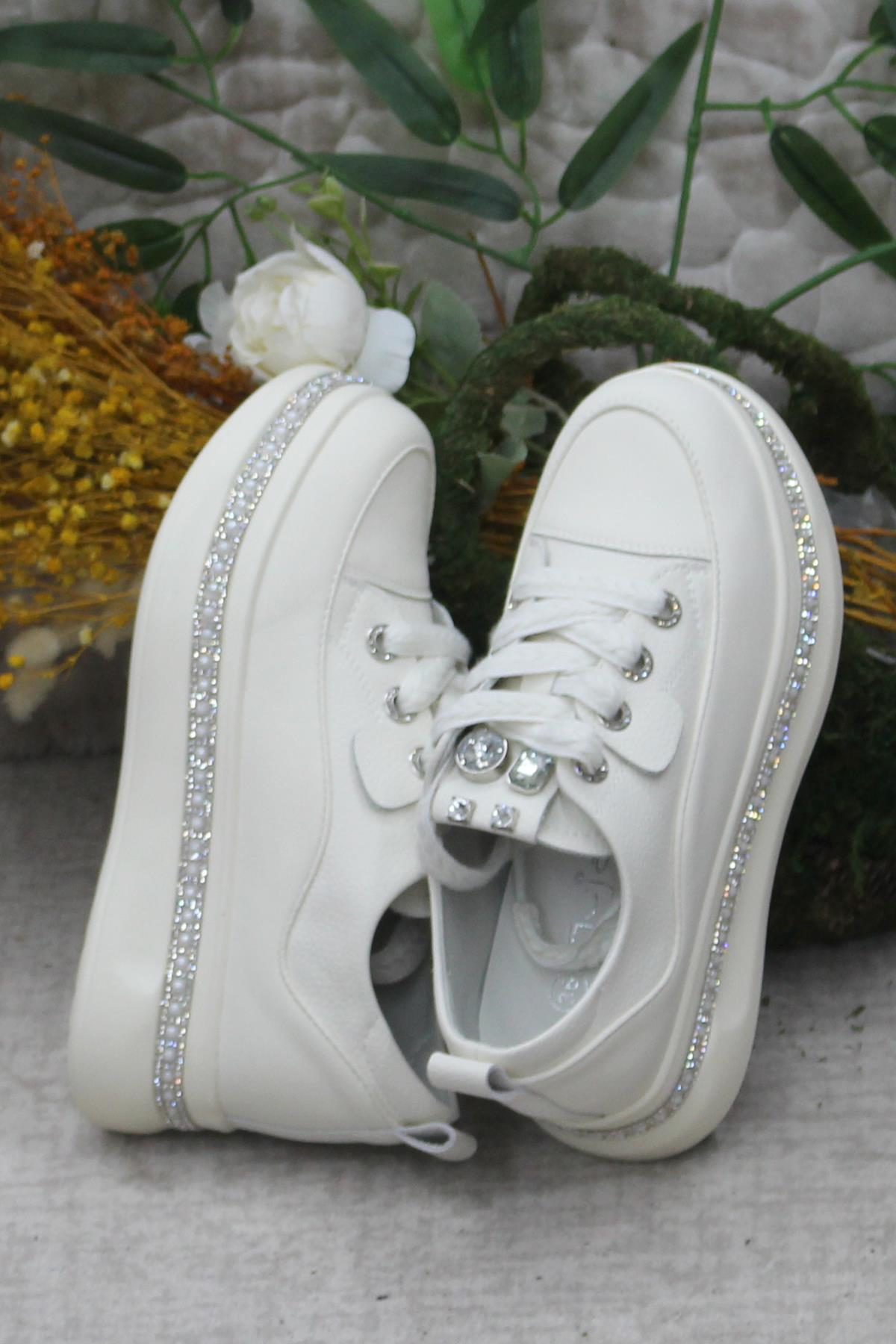 Guja 24K308-1 Bej Taş Detaylı Kalın Taban Casual Kadın Ayakkabı - Görsel 6