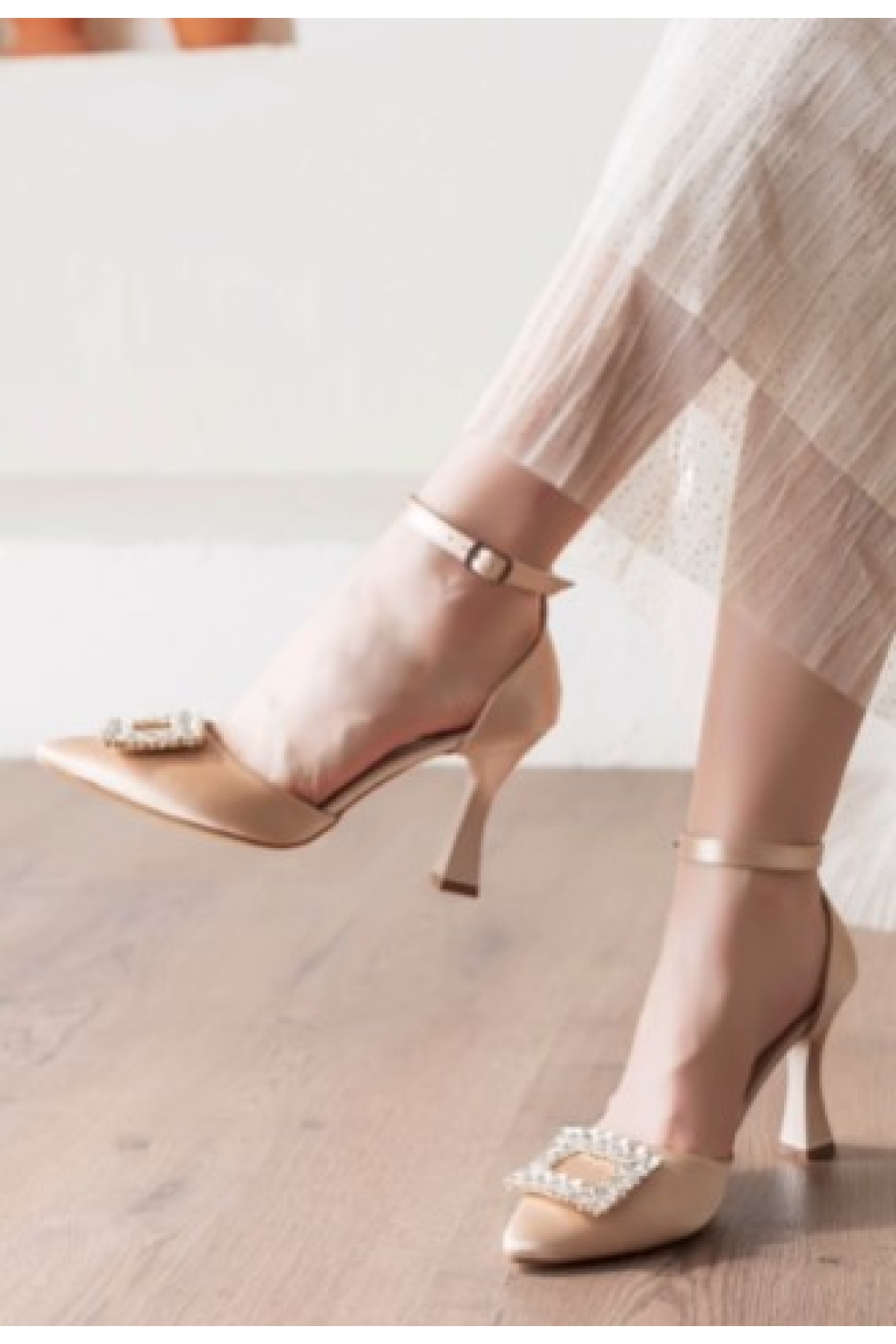 Kare Taş Detaylı Topuklu Kadın Abiye Ayakkabı - Görsel 3