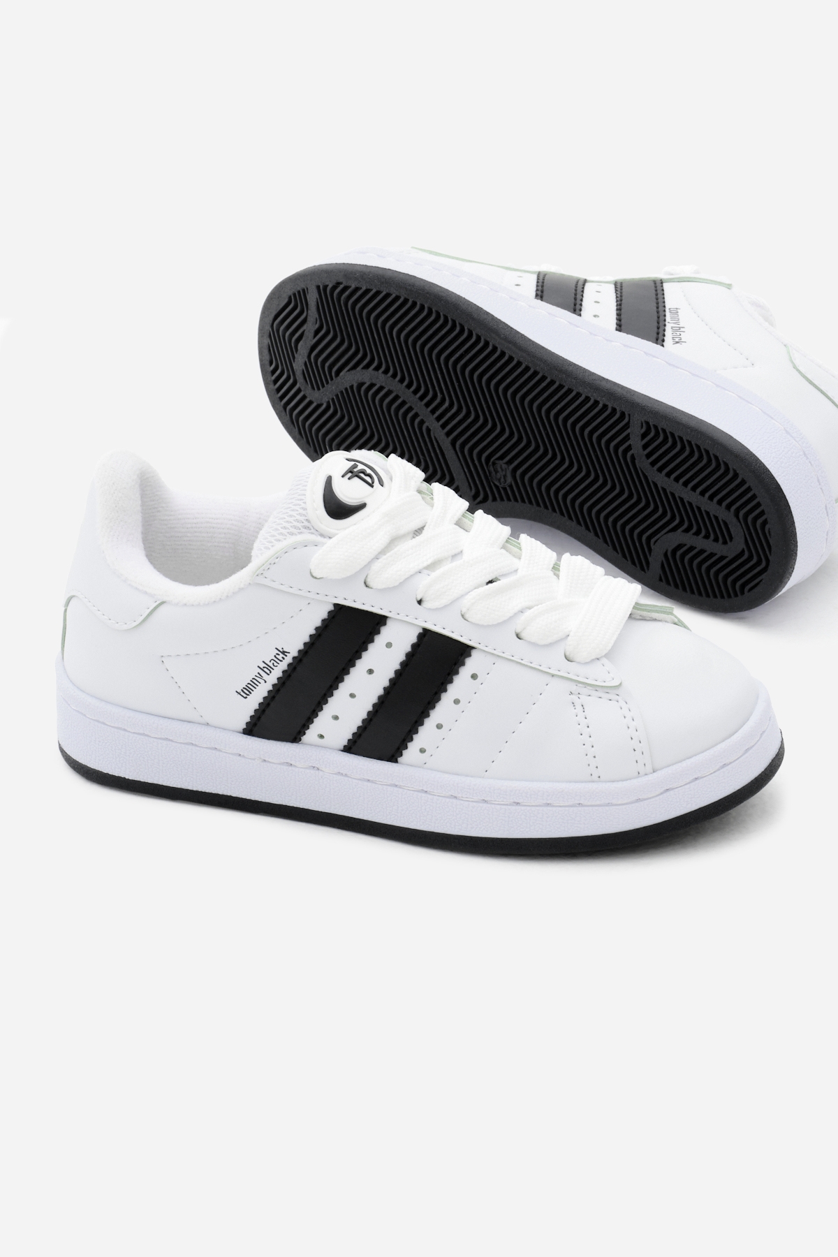 Çocuk Unisex Beyaz Siyah Termo Taban Yanı Şeritli Bağcıklı Spor Ayakkabı - Görsel 5