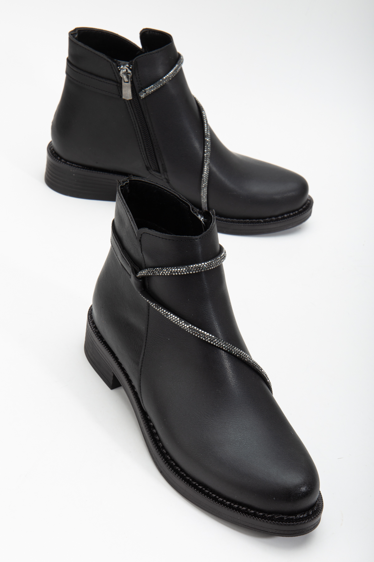 Kadın Siyah Cilt Termo Taban Taş Halatlı Fermuarlı Kısa Topuklu Bot - Görsel 4