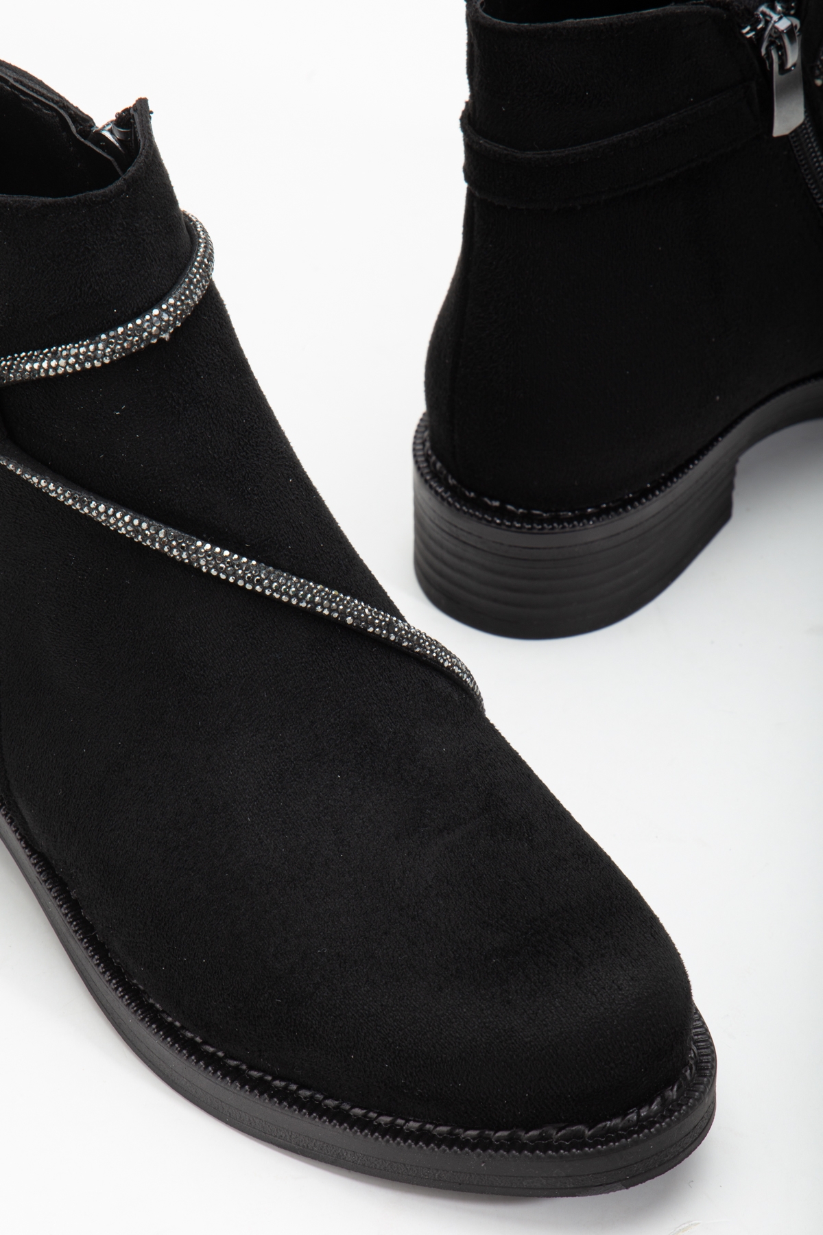 Tonny Black Kadın Siyah Süet Termo Taban Taş Halatlı Fermuarlı Kısa Topuklu Bot - Görsel 5