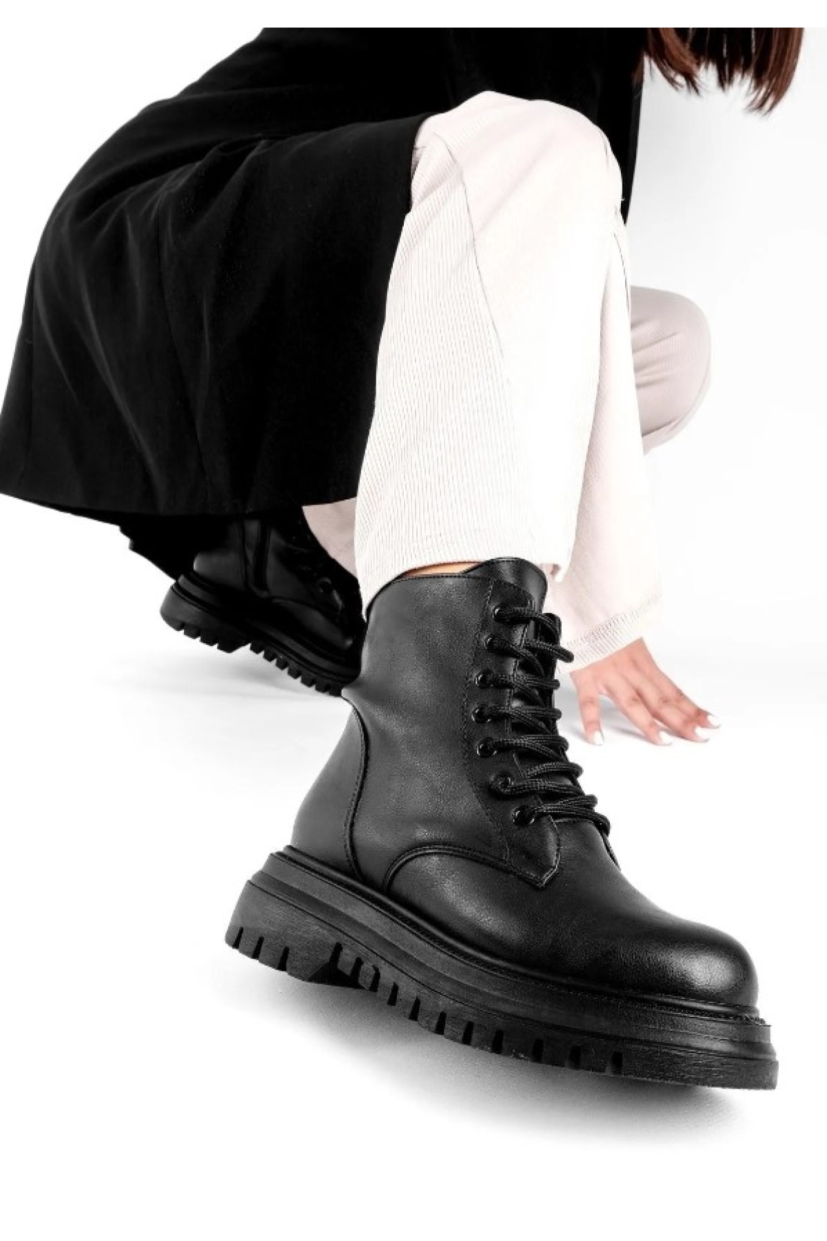 Kalın ve Yüksek Taban Günlük Bot Kadın Postal Bot - Görsel 3