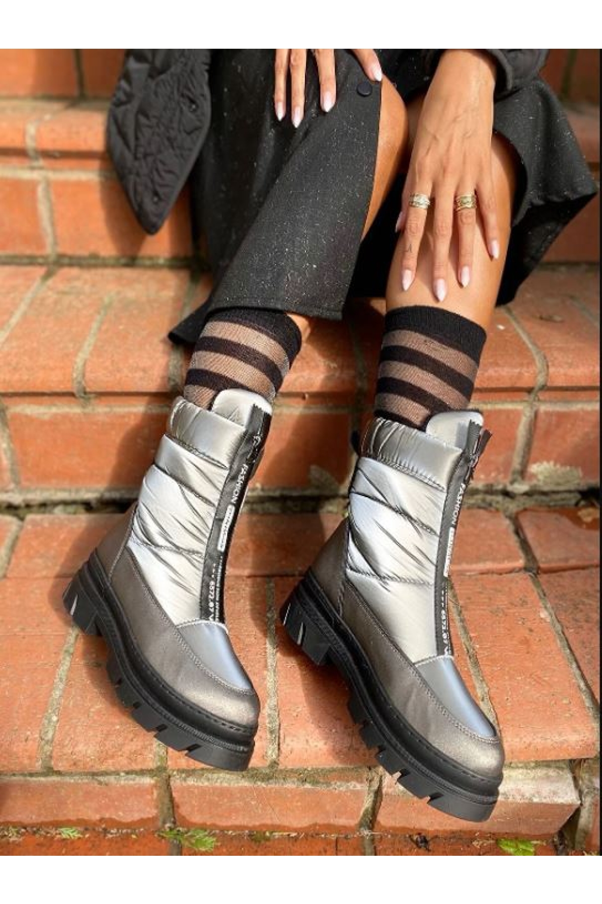 Fermuar Detaylı Paraşüt Kadın Kar Botu Kauçuk Tabanlı Kadın Bot - Görsel 2