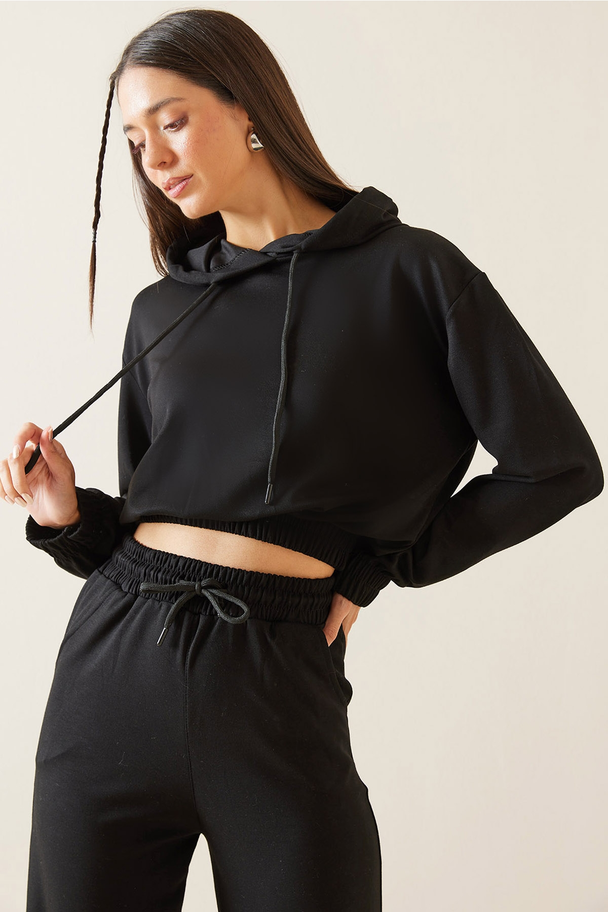 Siyah Kapüşonlu  Crop Sweatshirt 5KXK8-48964-02