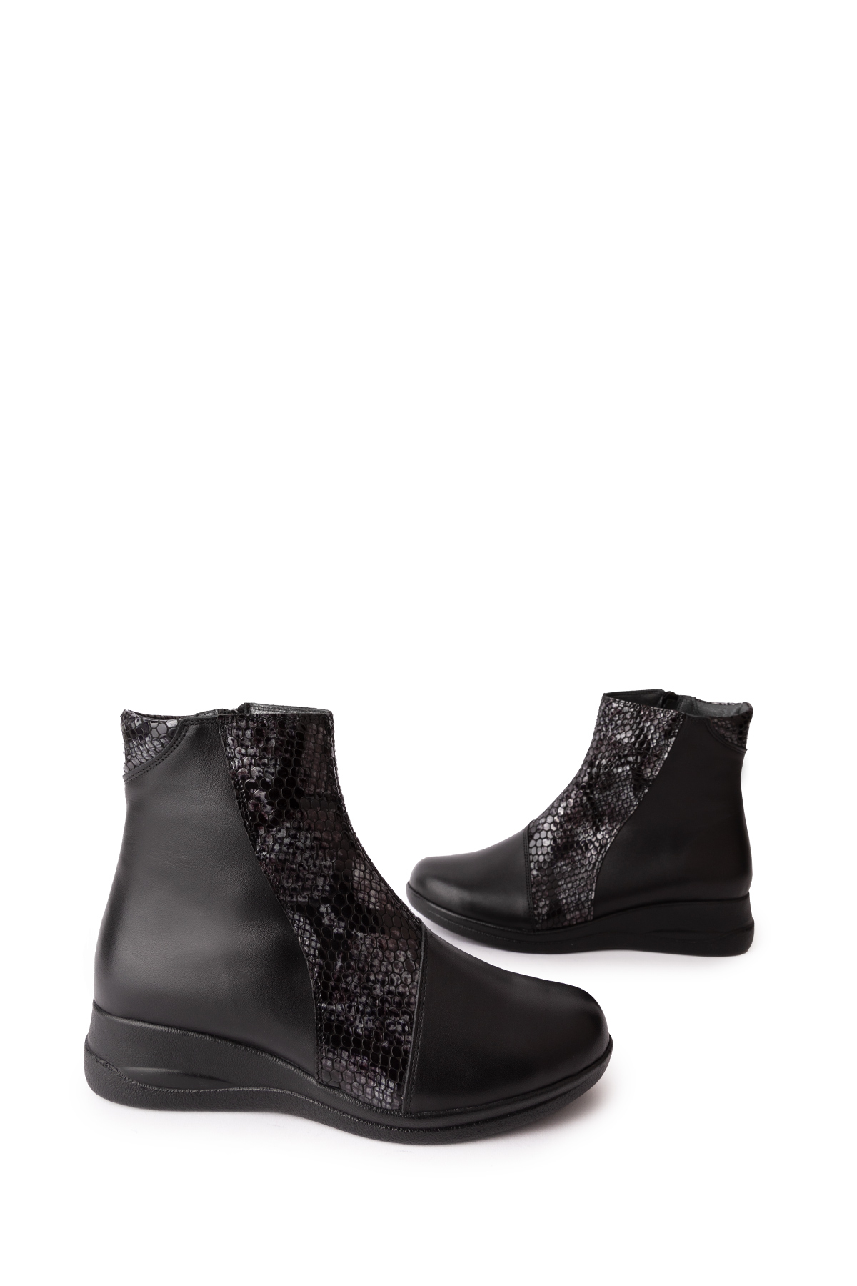 Gondol Kadın Hakiki Deri Yılan Detaylı Bot elnr.5912 - Görsel 2