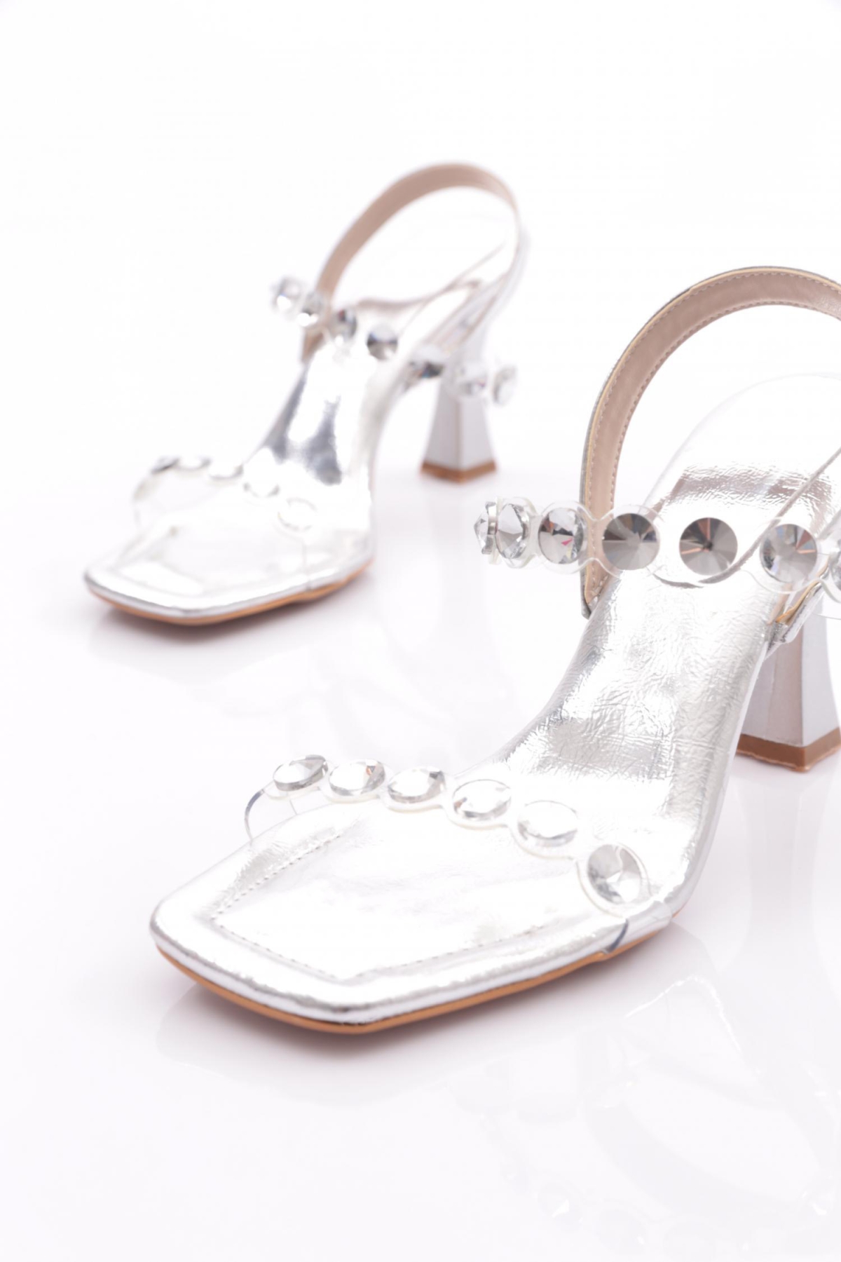 109 Kadin Arkadain Bağlamali Topuklu Abiye Ayakkabi - Görsel 5