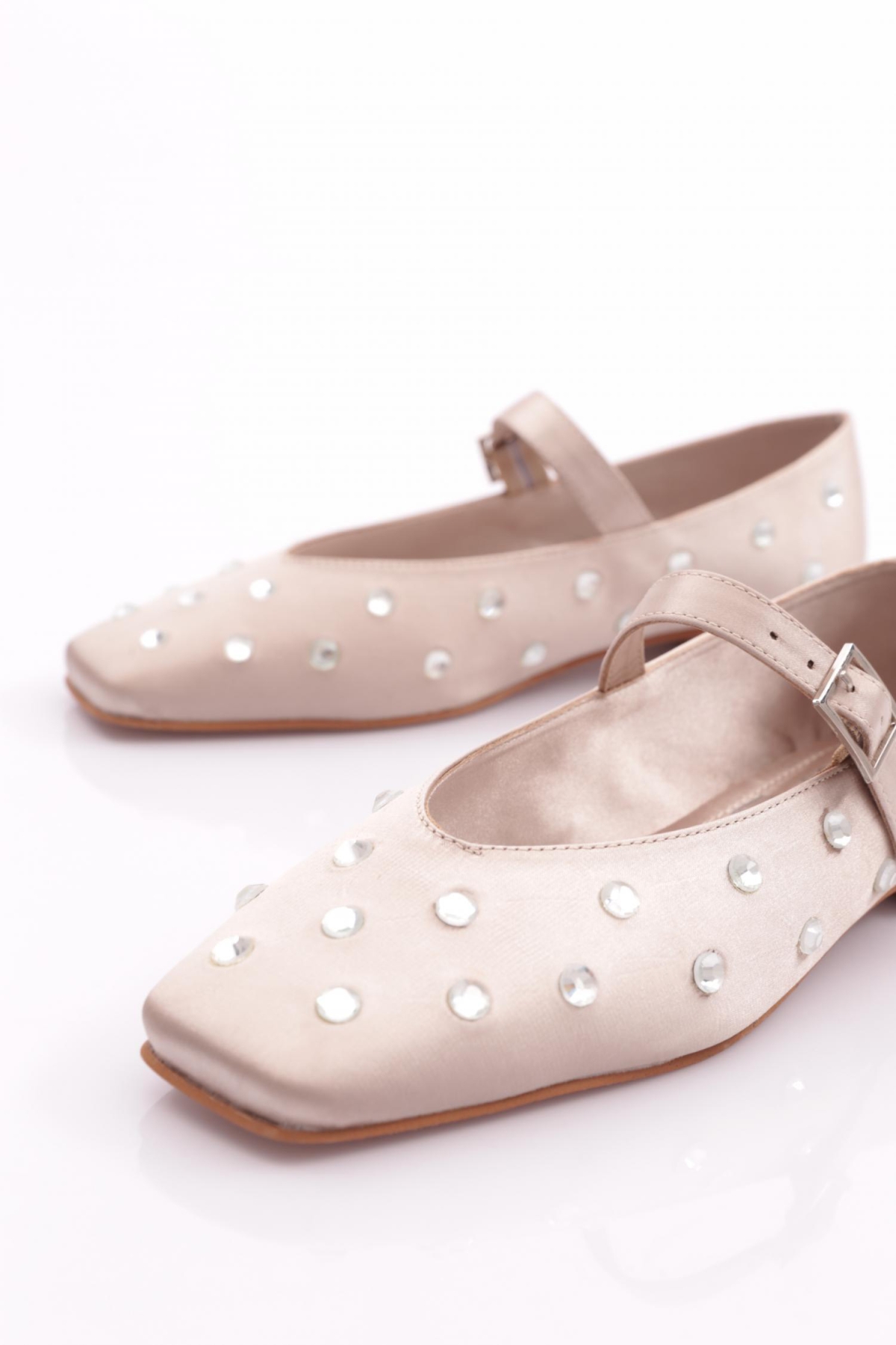 2050 Taş Süslemeli Kemer Detatli Kadin Babet - Görsel 5