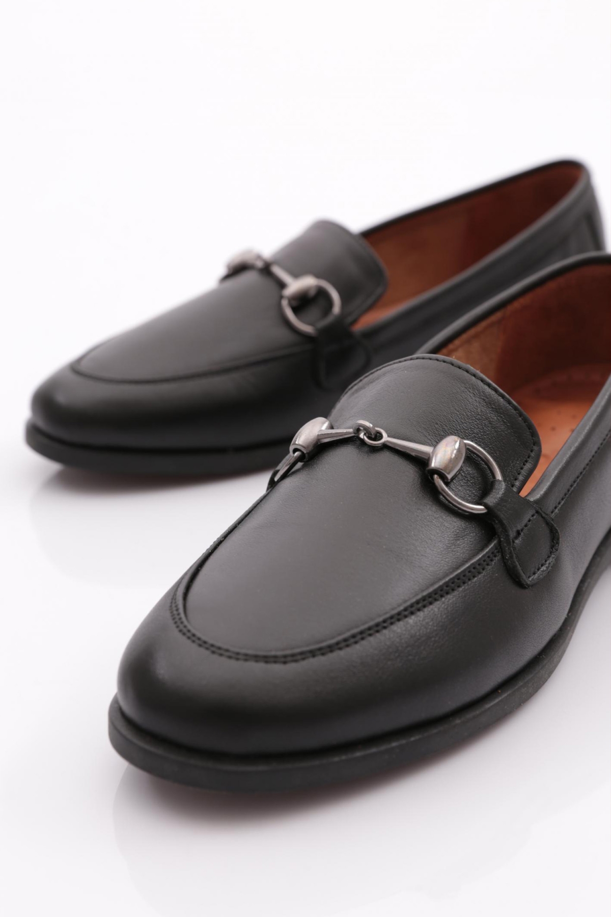 1850 Kadin Metal Aksesuarli Loafer Ayakkabi - Görsel 5