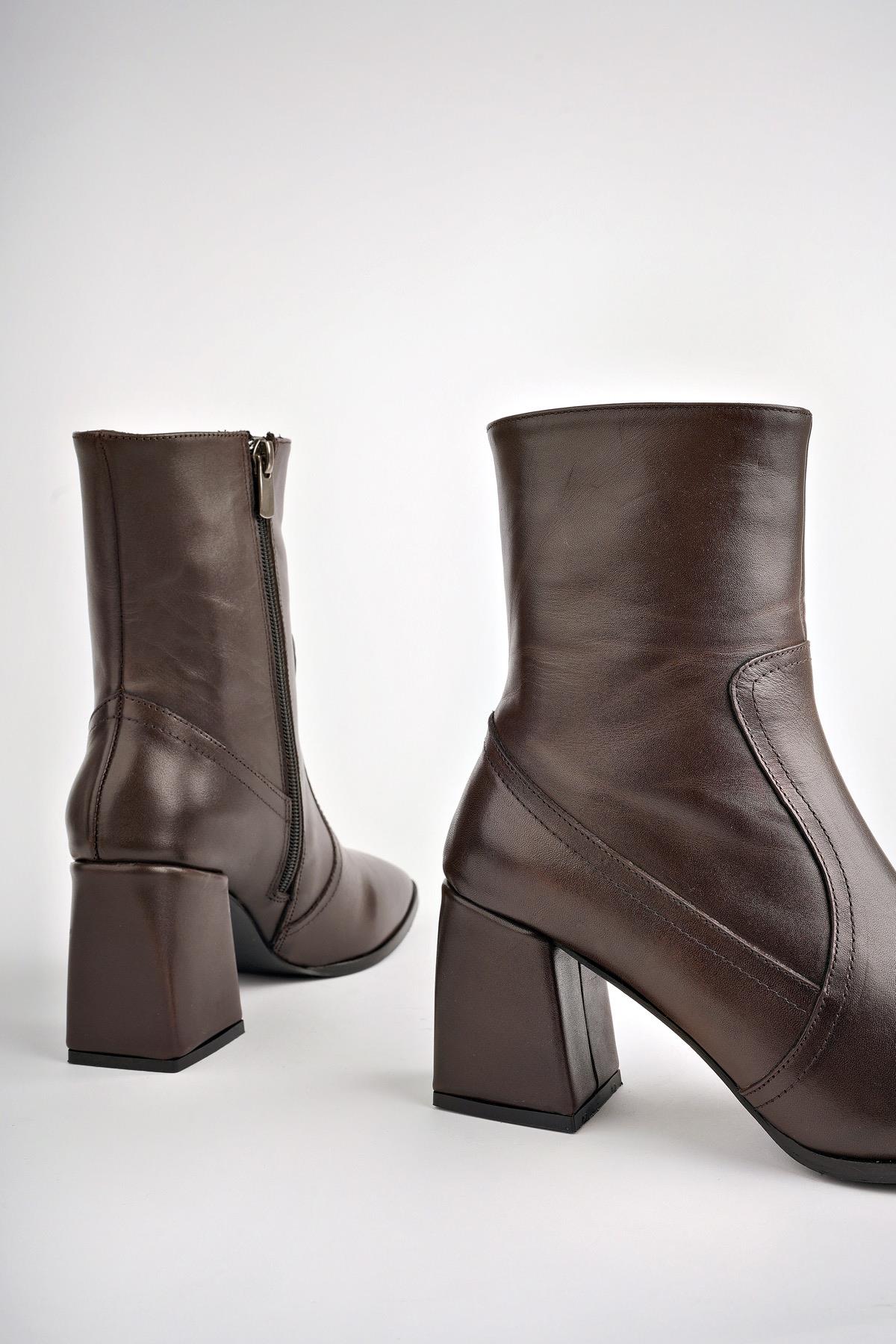 ADELA Garantili Hakiki Deri Kare Burun Fermuarlı Topuklu Kadın Bot - Görsel 4