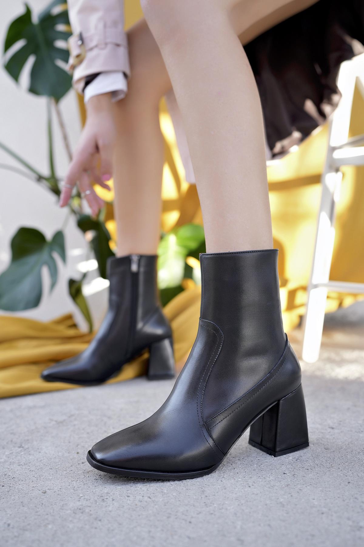 ADELA Garantili Hakiki Deri Kare Burun Fermuarlı Topuklu Kadın Bot - Görsel 7