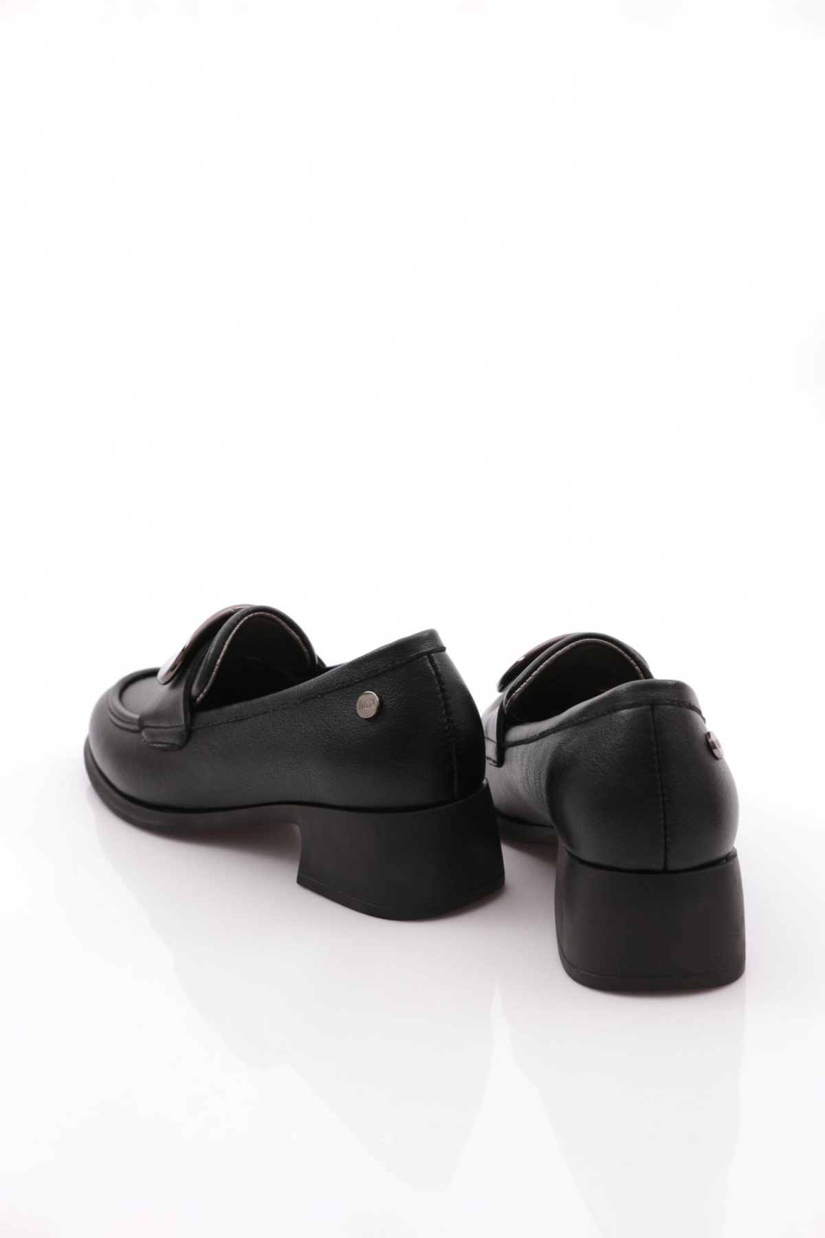 130 Kadin Tokali Topuklu Ayakkabi - Görsel 4