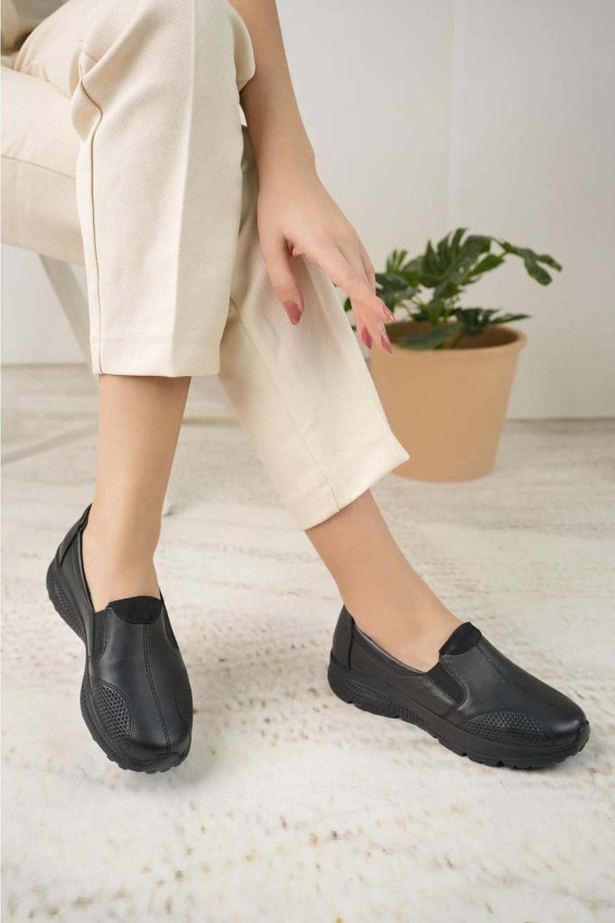 033 Orto Pedik Günlük Kadın Deri Ayakkabı - Görsel 3
