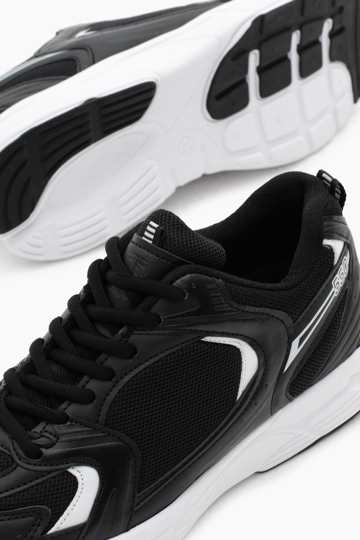 Unisex Siyah Beyaz Rahat Kalıp Faylon Taban Bağcıklı Spor Ayakkabı - Görsel 4