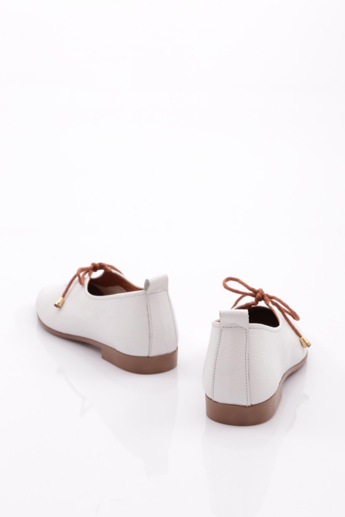 5018 Kadin Fiyonk Detayli Babet - Görsel 4