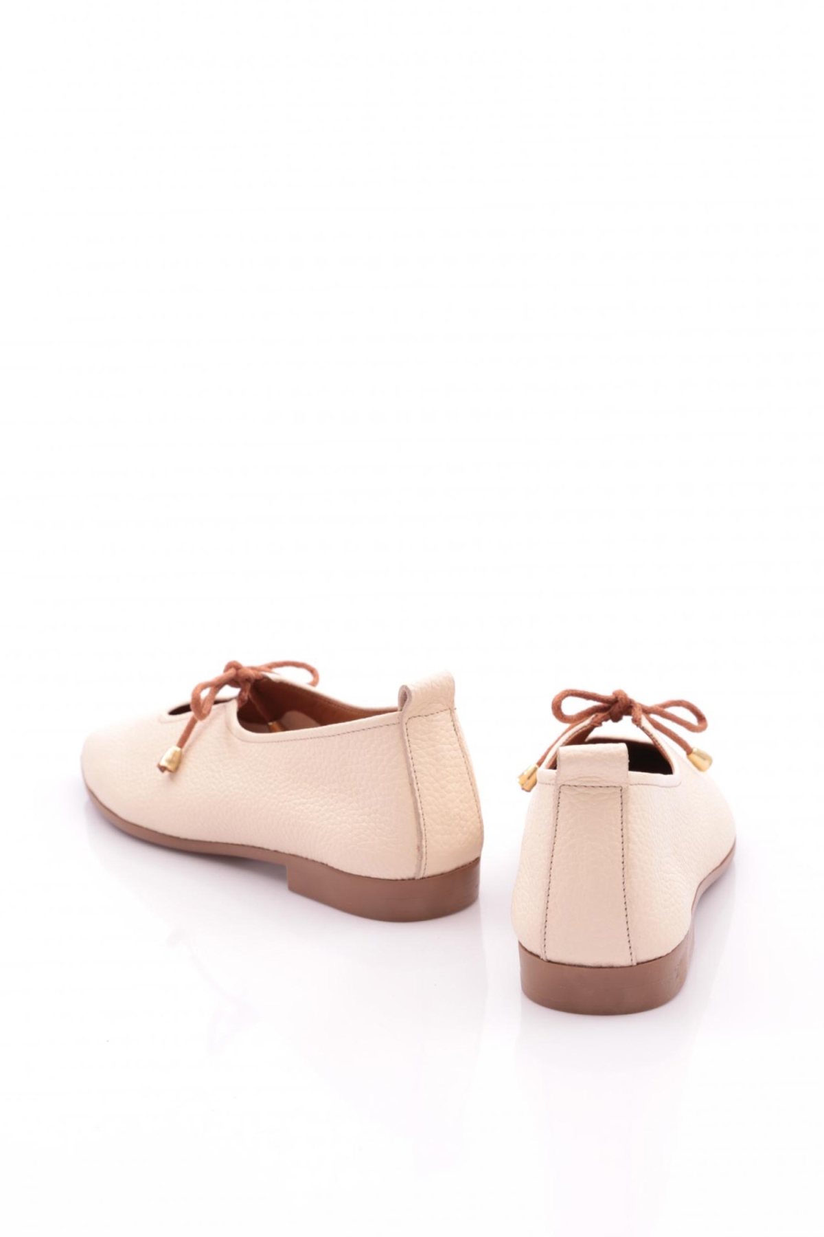 5018 Kadin Fiyonk Detayli Babet - Görsel 4