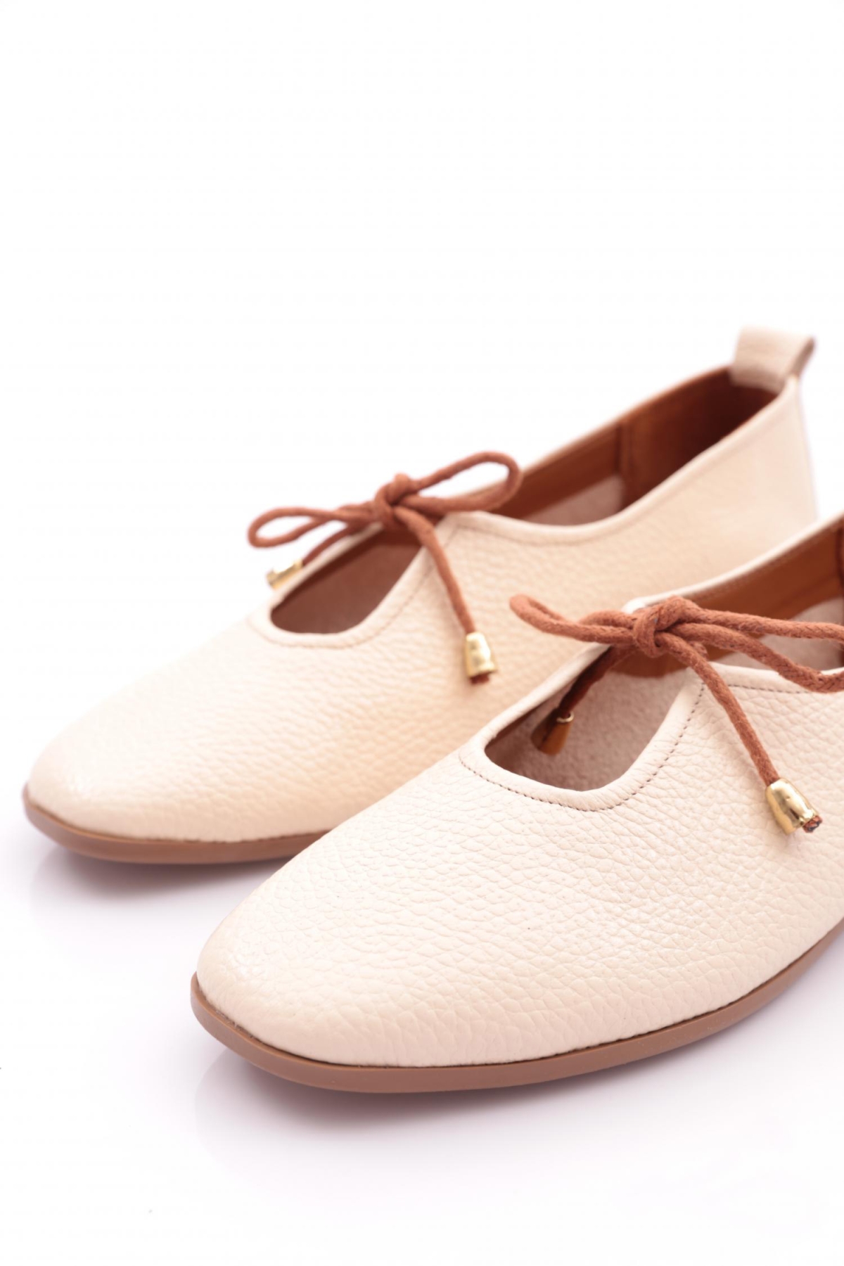 5018 Kadin Fiyonk Detayli Babet - Görsel 5